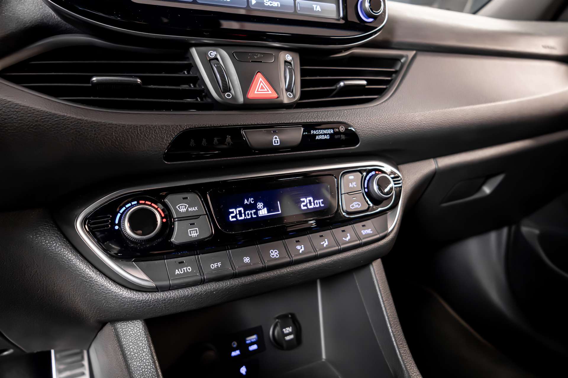 HYUNDAI i30 N 2.0 T-GDi-image-17