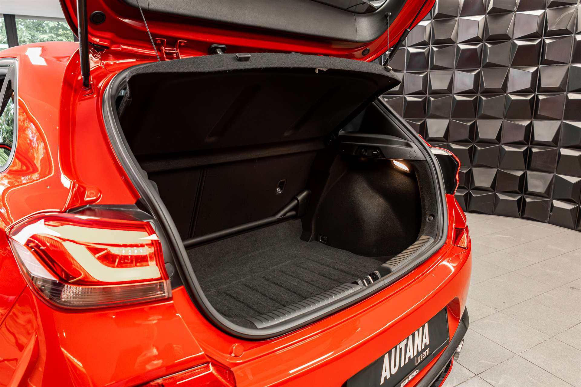 HYUNDAI i30 N 2.0 T-GDi-image-24