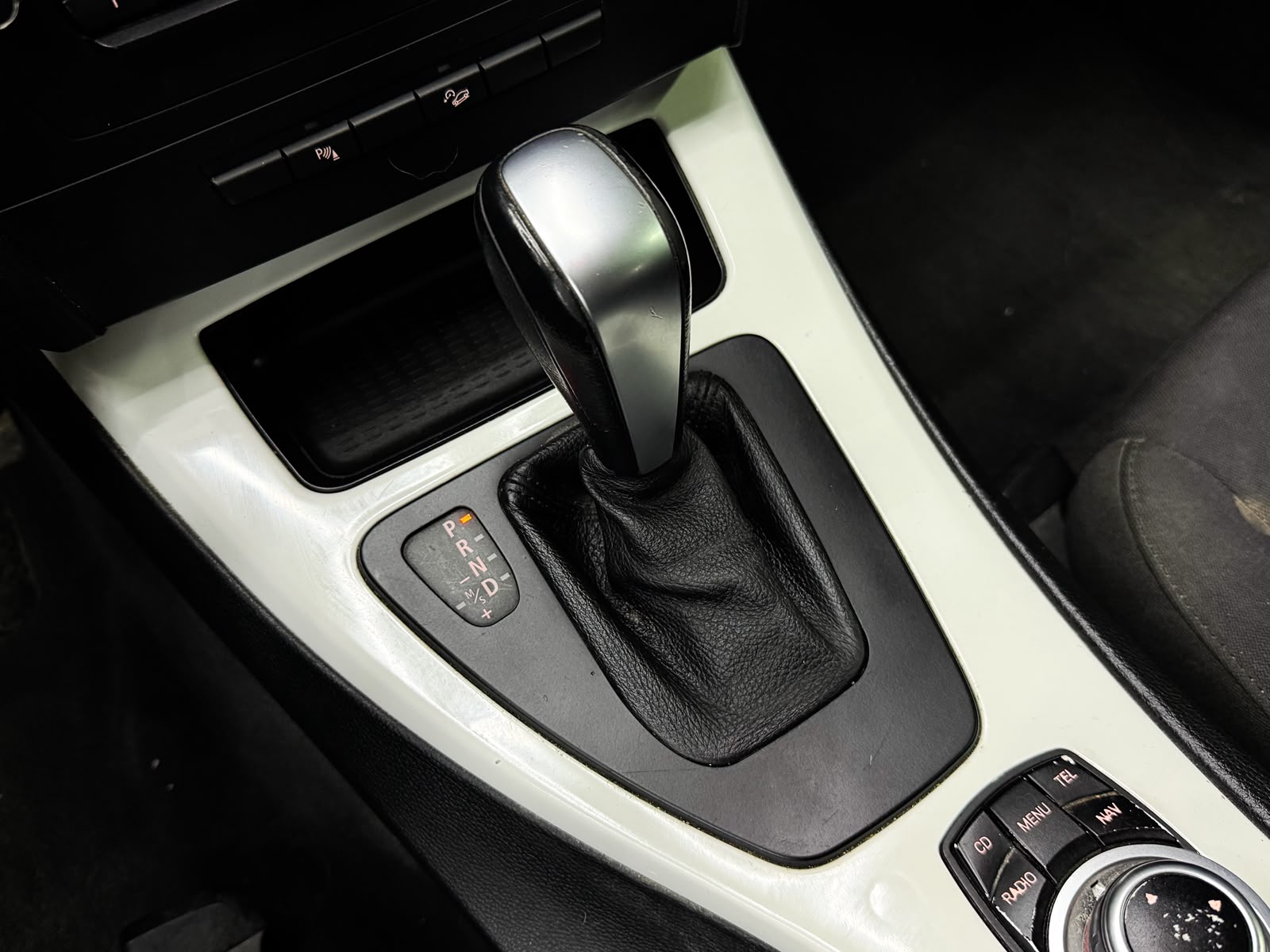 BMW 325i xDrive Touring Steptronic-image-17