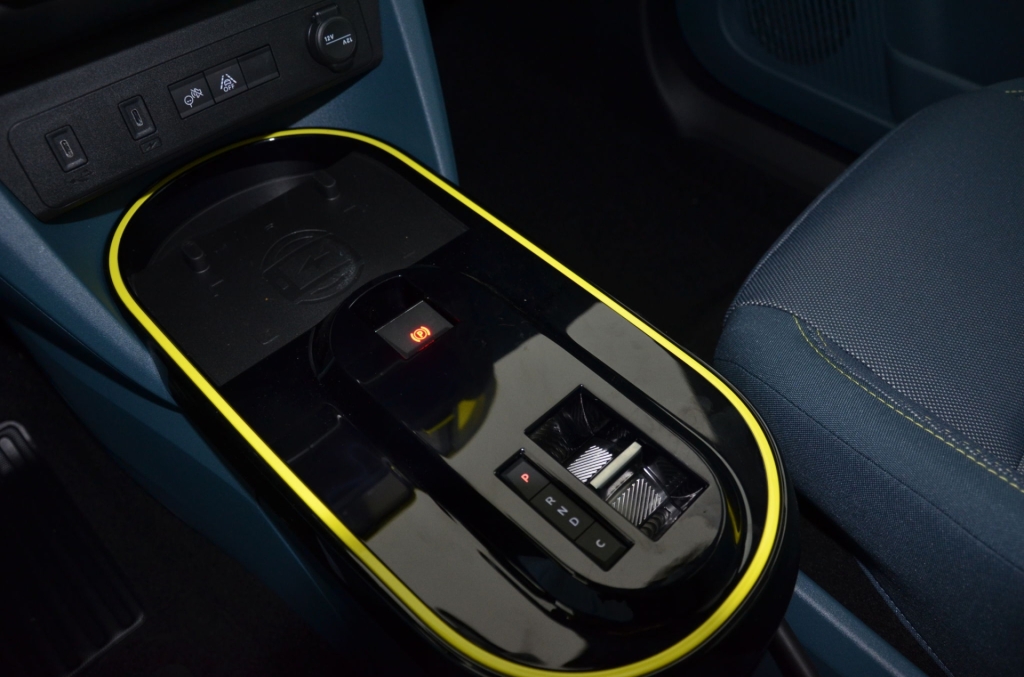 FIAT Grande Panda Elektro La Prima-image-21