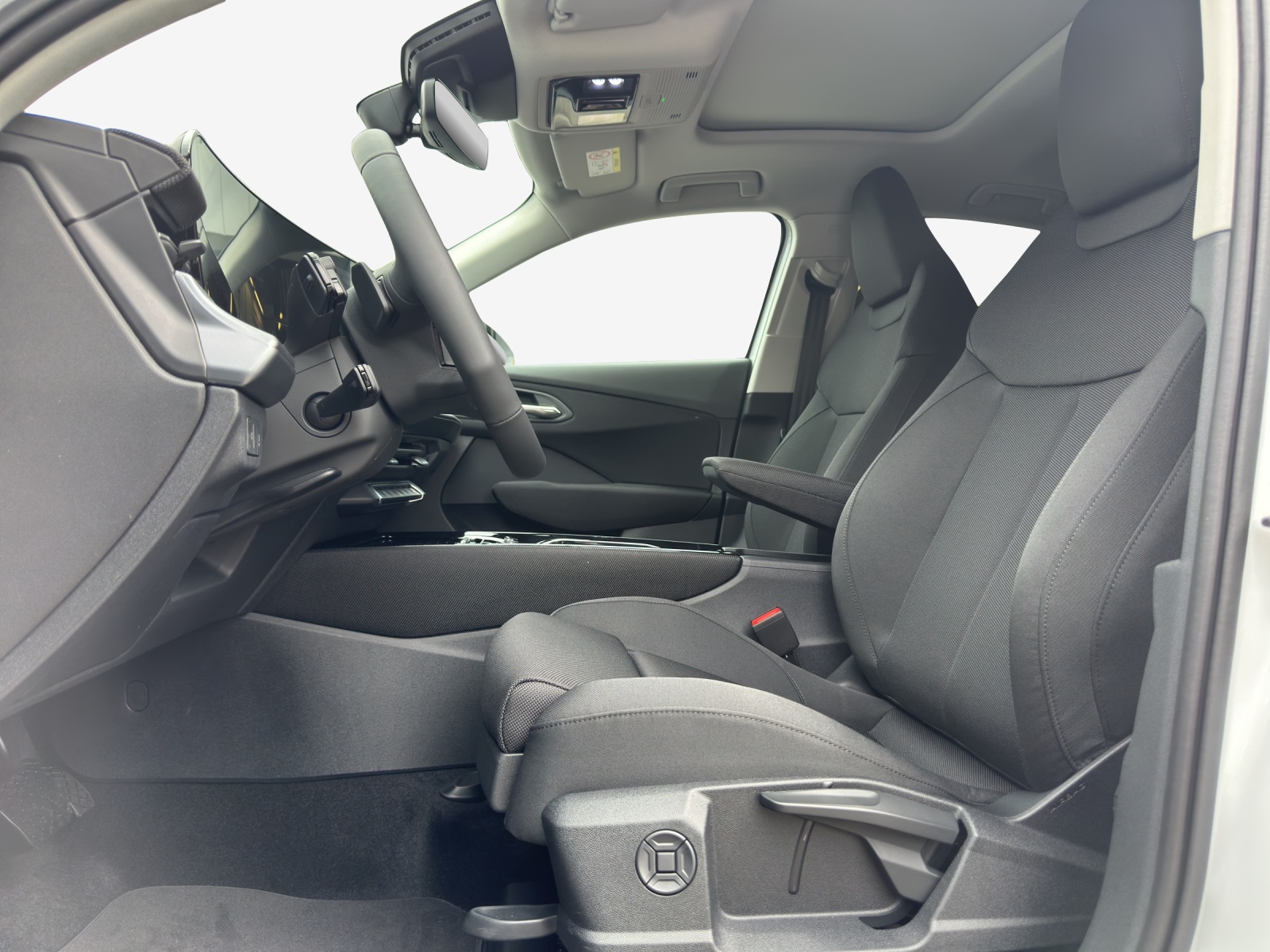AUDI Q3 Sportback 110 kW TFSI S tronic-image-7