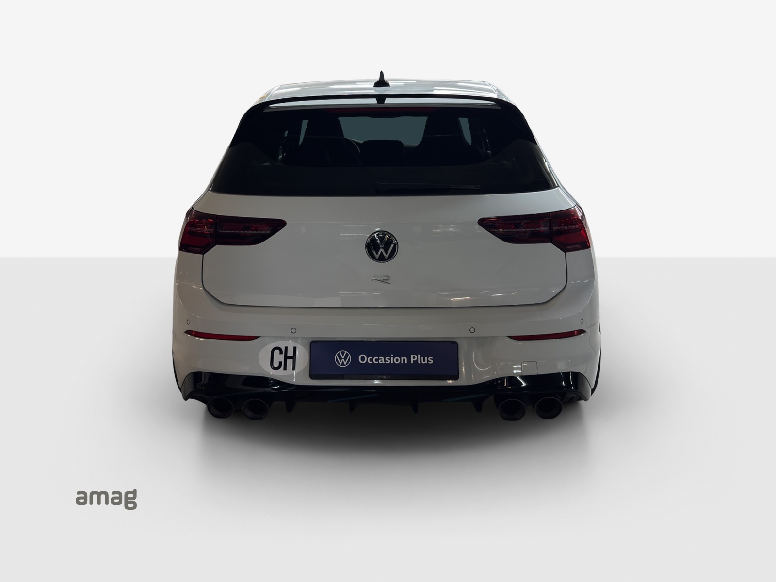 VW Golf 2.0 TSI R DSG 4Motion-image-3