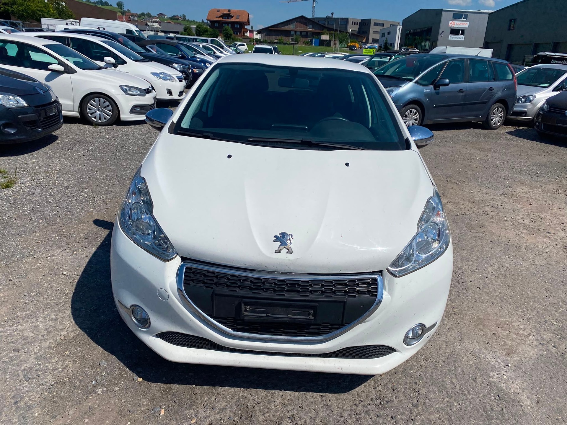 PEUGEOT 208 1.2 VTI Active-image-2