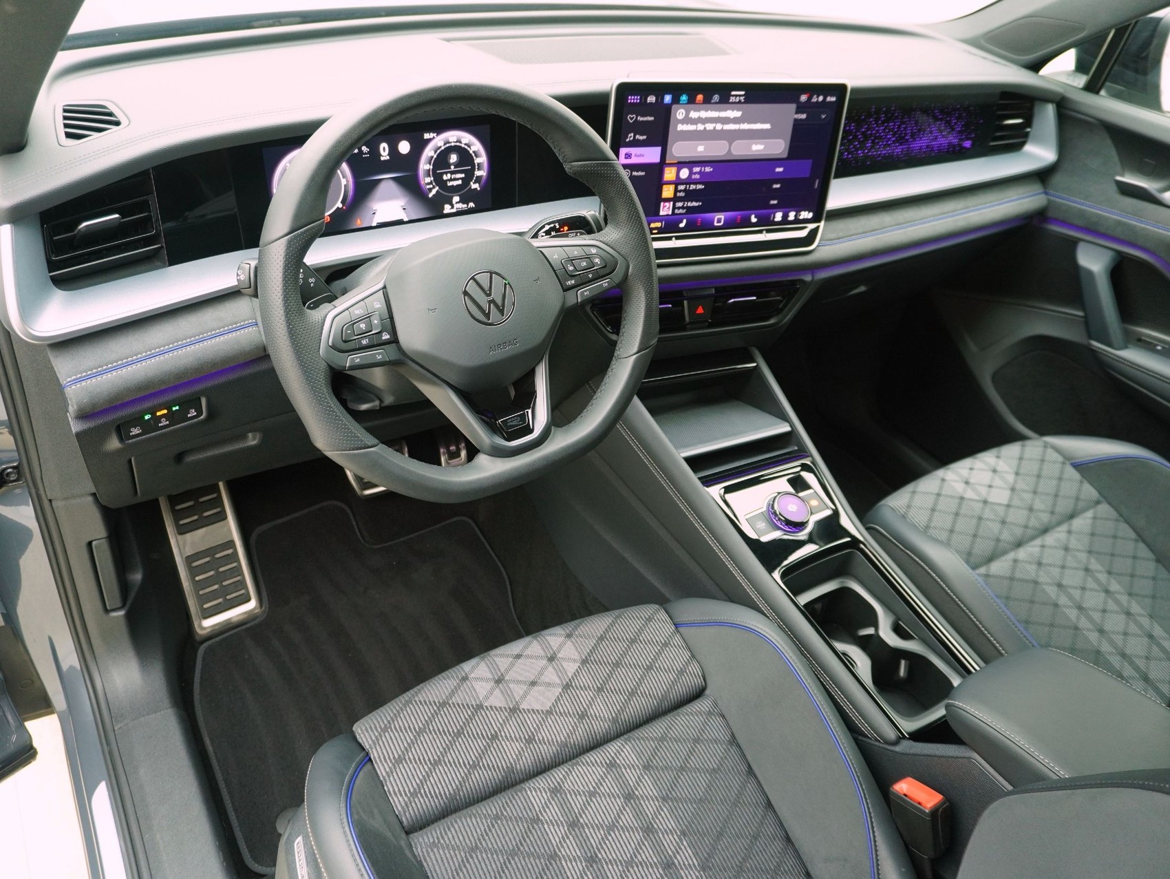 VW Tayron 2.0 TDI DSG R-Line Black Style 4Motion-image-9