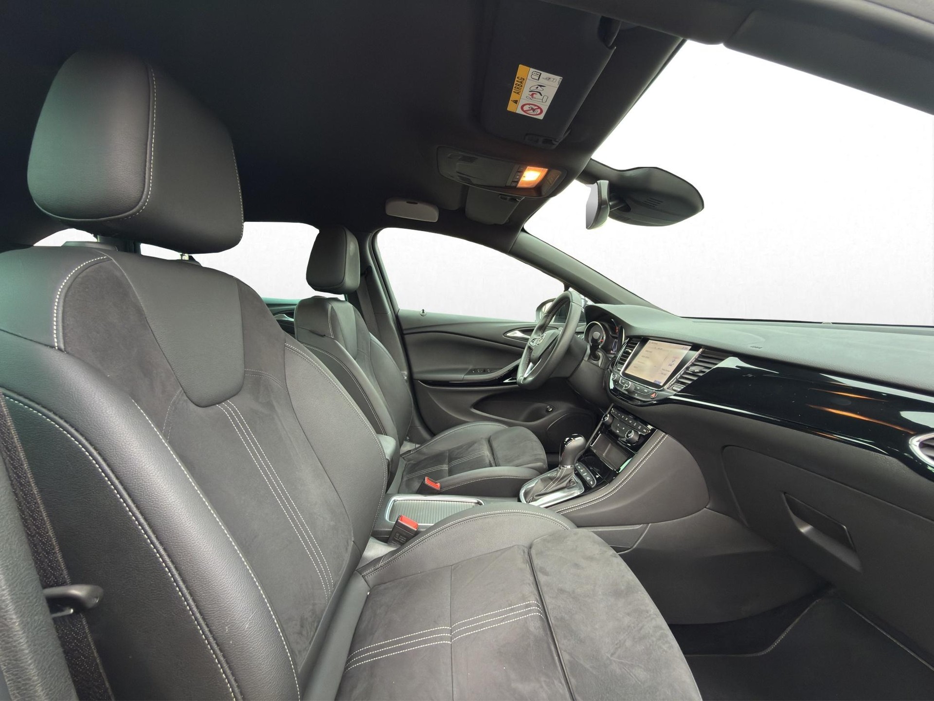 OPEL Astra Sports Tourer 1.4 T 150 eTEC Black Ed. S/S-image-13
