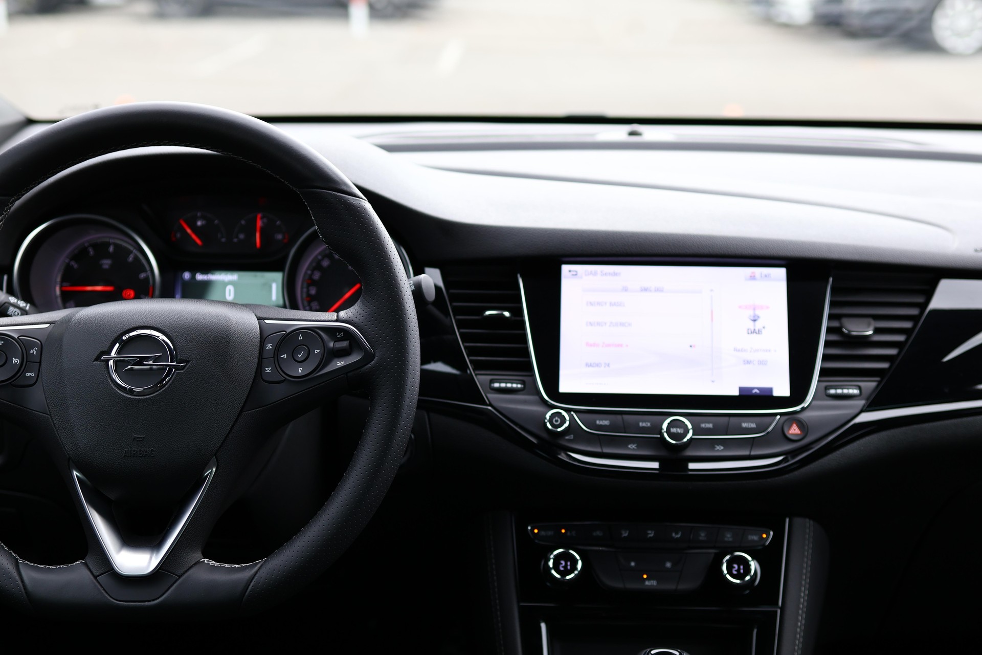 OPEL Astra Sports Tourer 1.4 T 150 eTEC Black Ed. S/S-image-15