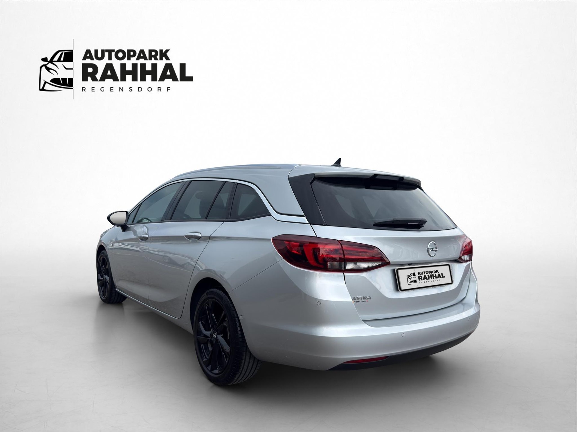 OPEL Astra Sports Tourer 1.4 T 150 eTEC Black Ed. S/S-image-8