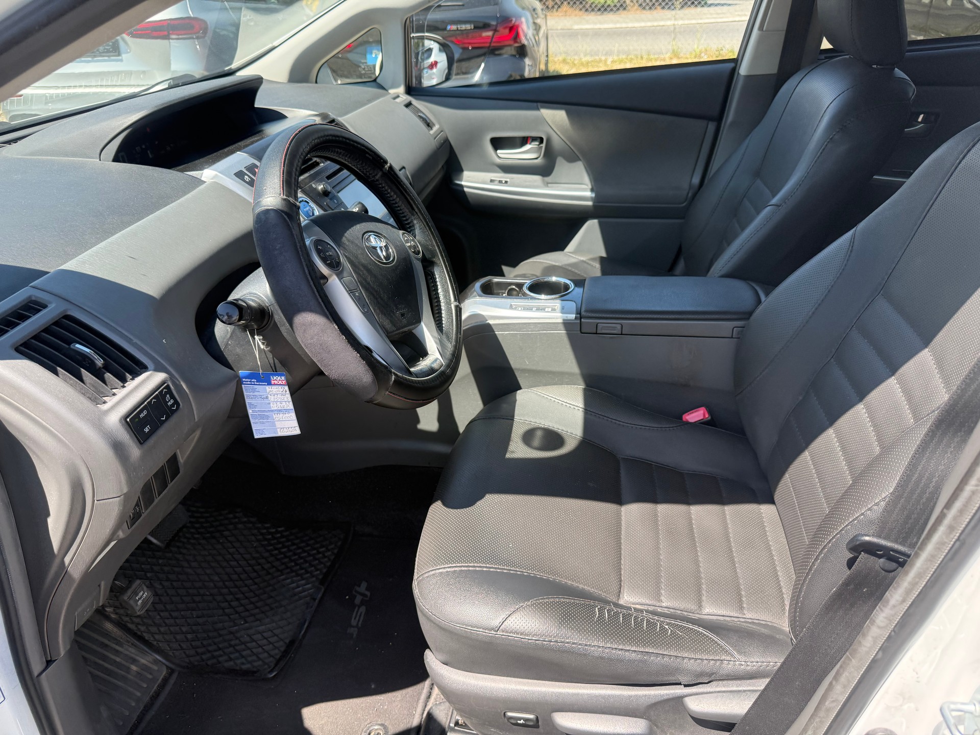 TOYOTA Prius+ 1.8 VVT-i HSD Sol-image-6