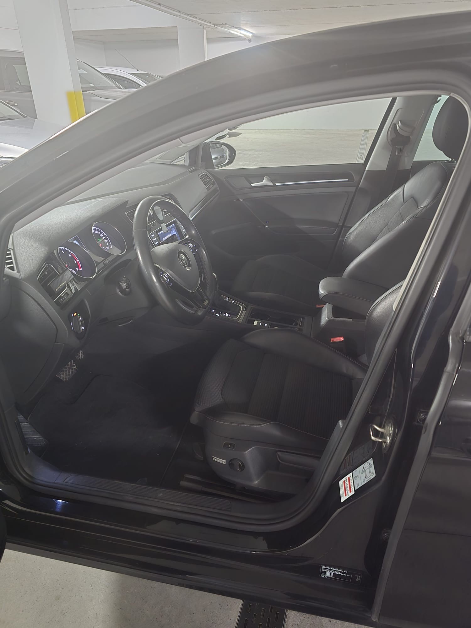 VW 1.4 TSI 140 Highline DSG. ***FRISCH AB SERVICE, PREIS VERHANDELBAR***-image-3
