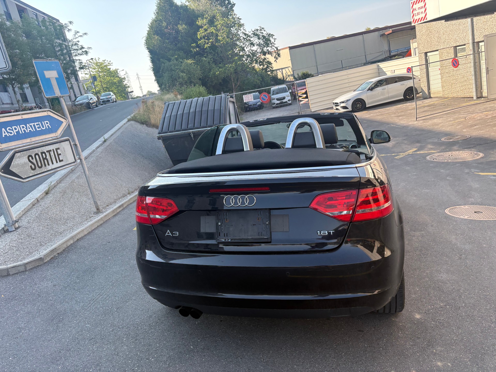 AUDI A3 Cabriolet 1.8 TFSI Sunshine-image-12