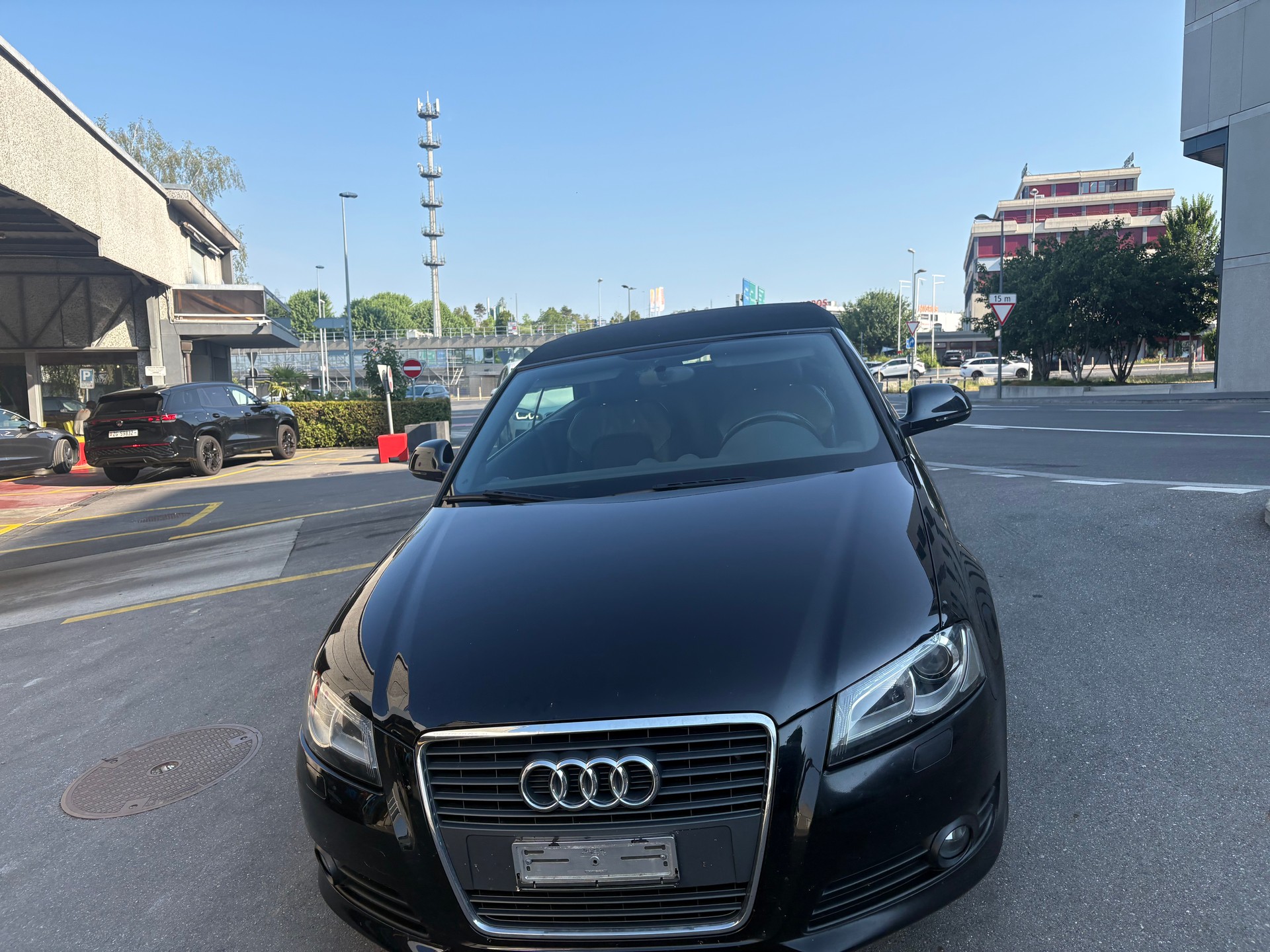 AUDI A3 Cabriolet 1.8 TFSI Sunshine-image-2