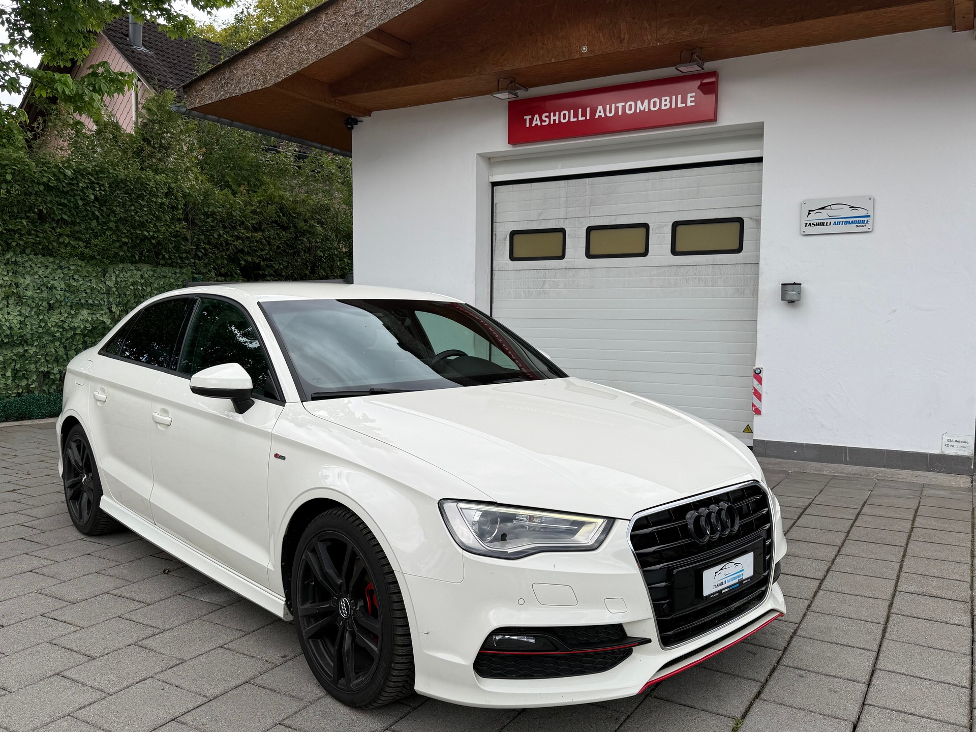 AUDI A3 Limousine 2.0 TDI Ambiente-image-0