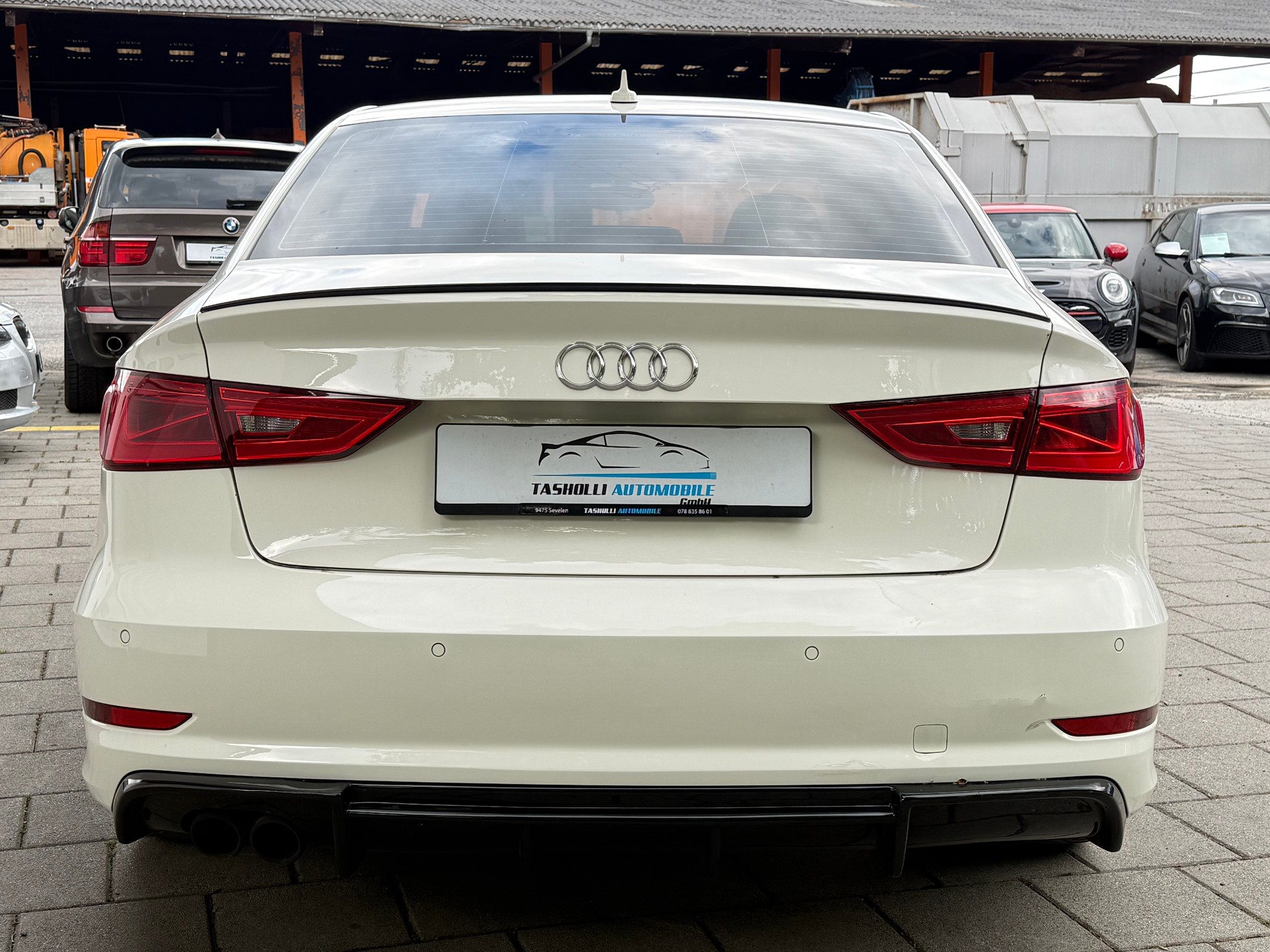 AUDI A3 Limousine 2.0 TDI Ambiente-image-4