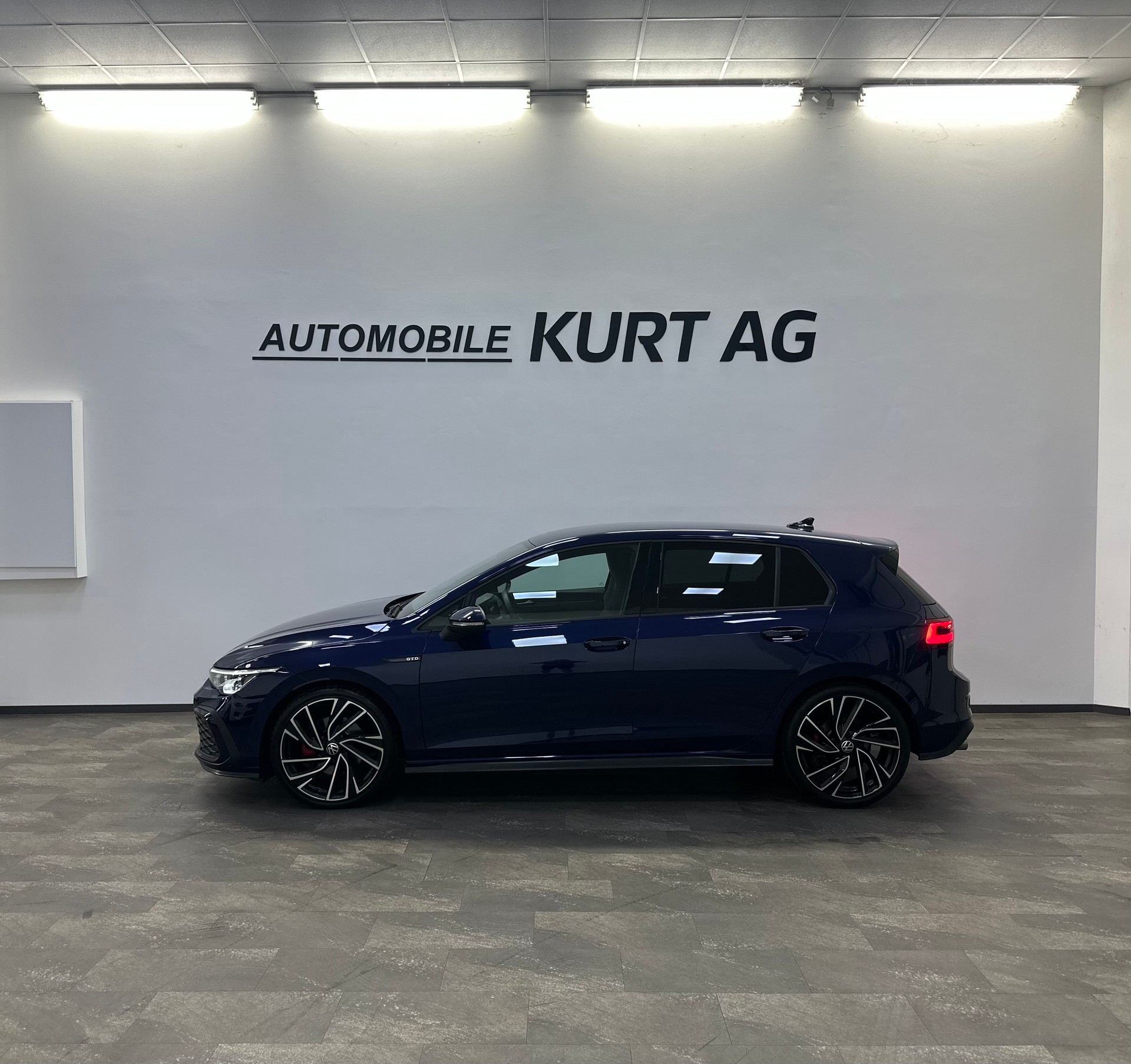 VW Golf 2.0 TDI GTD DSG-image-2