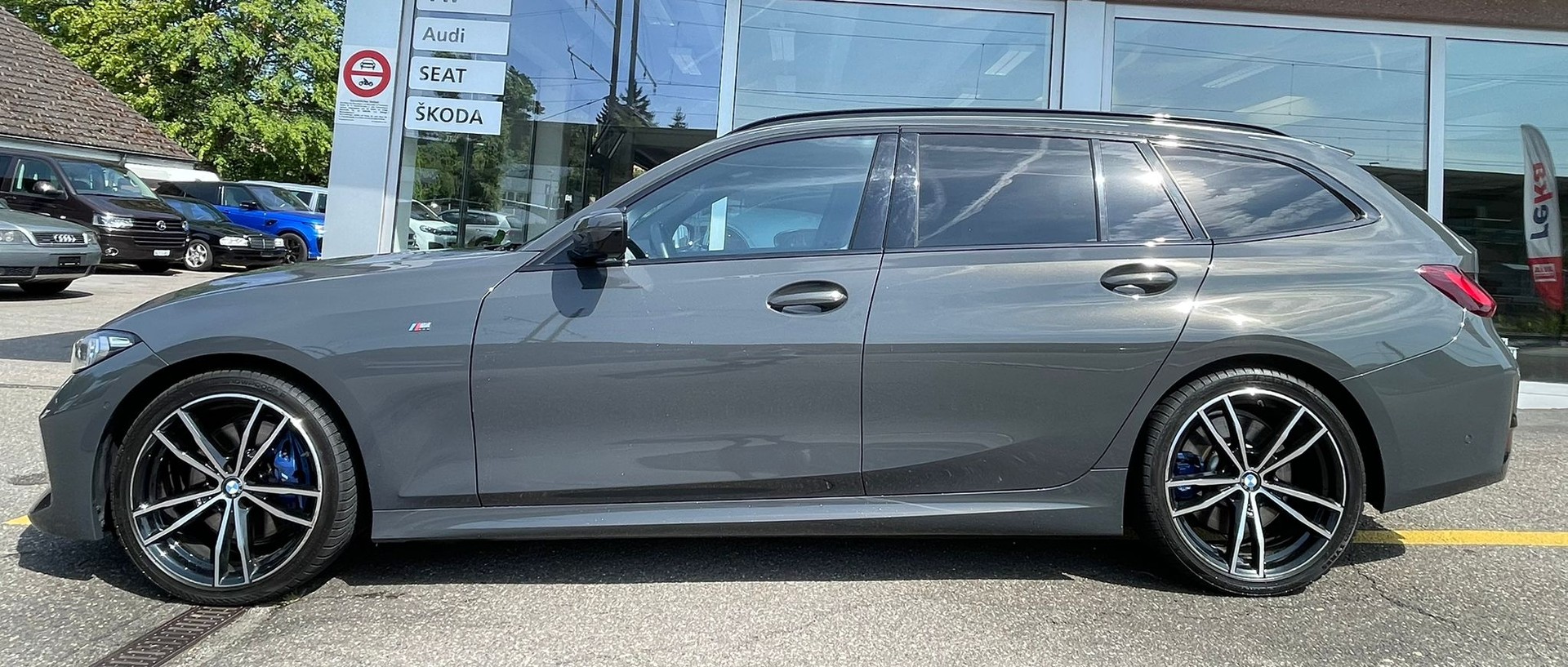 BMW Facelift 330d xDrive 48V M Sport Steptronic Werksgarantie CH-Auto 69% Rabatt
