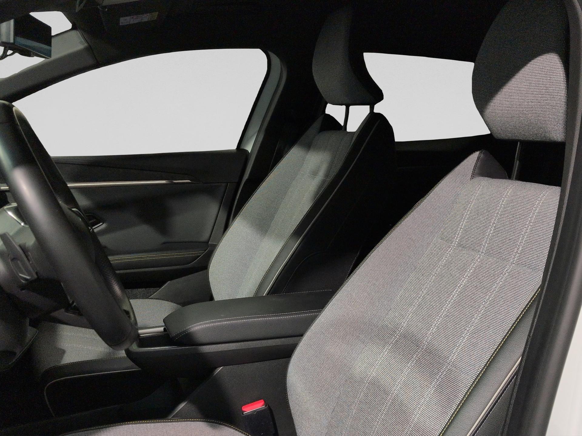 RENAULT Mégane E-TECH EV60 Techno-image-8