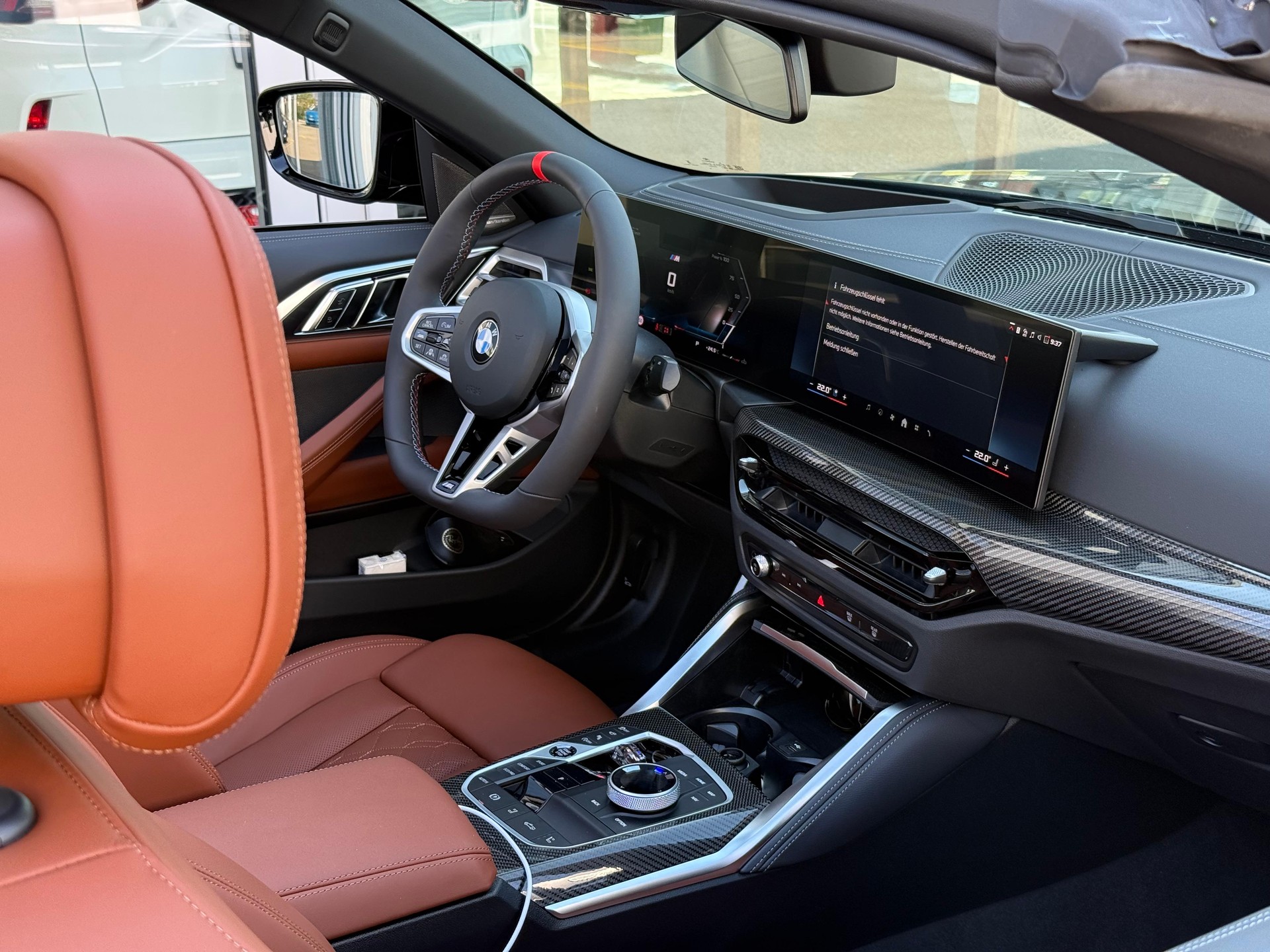 BMW M440i xDrive Cabrio-image-10