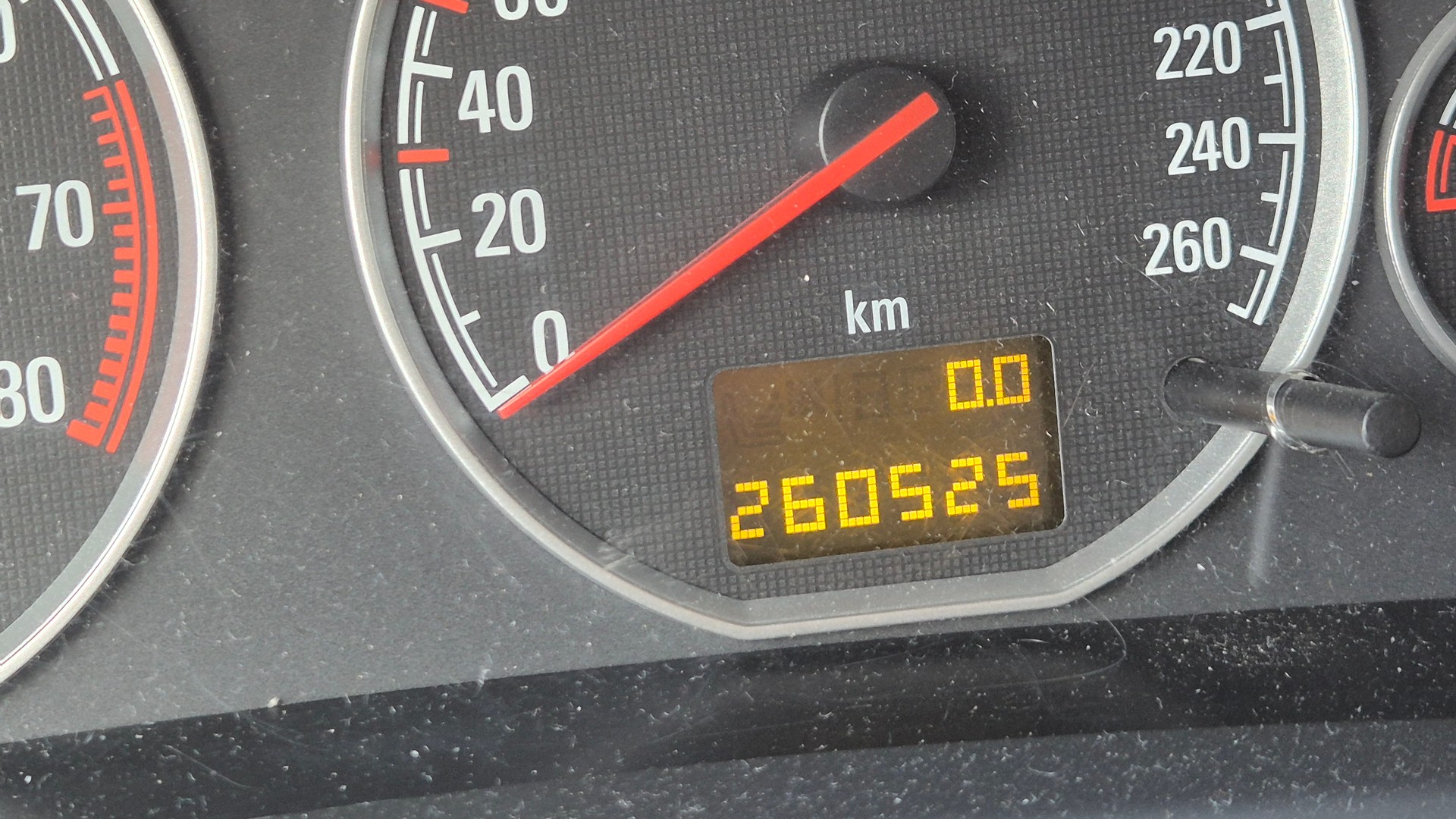 OPEL Vectra 2.2 Diamond Automatic-image-8