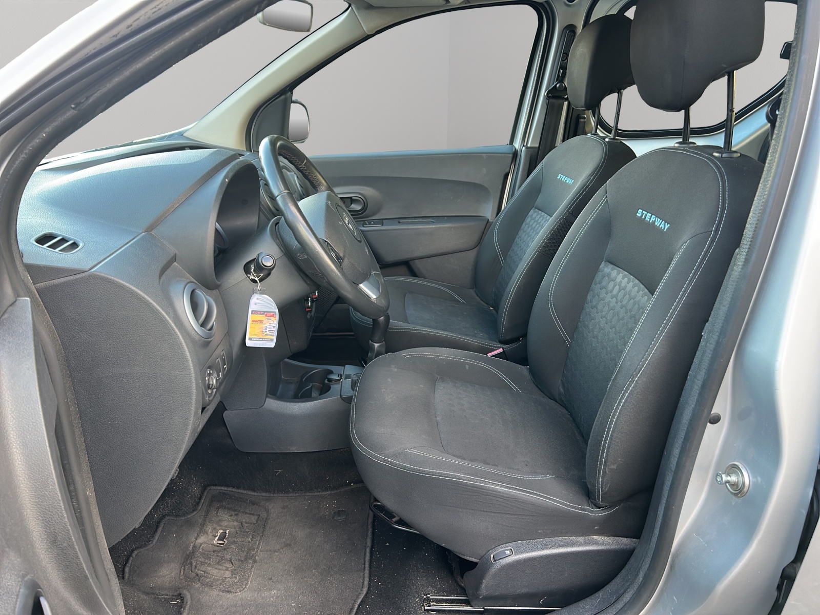 DACIA Dokker 1.2 T Stepway-image-8