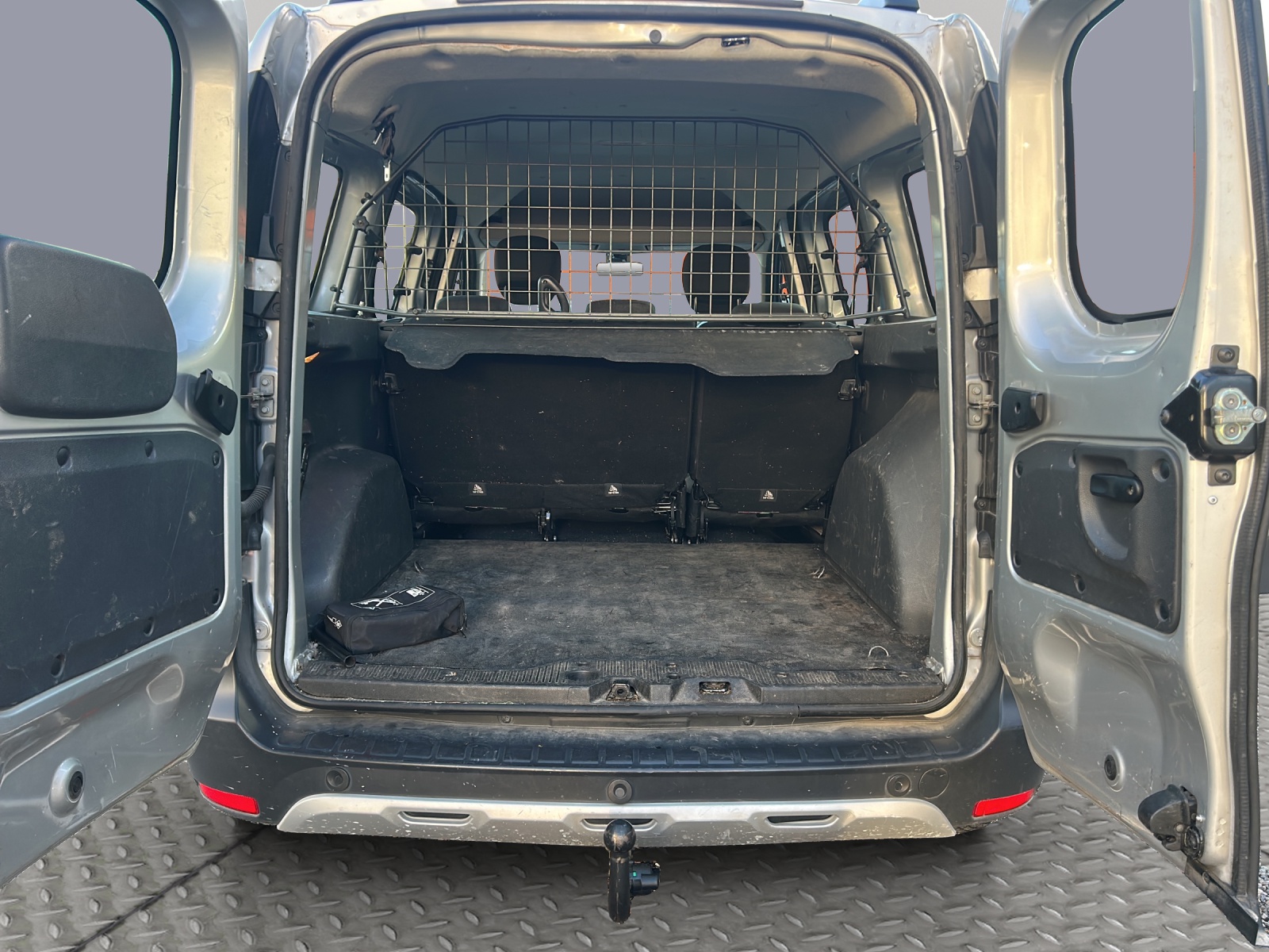 DACIA Dokker 1.2 T Stepway-image-17