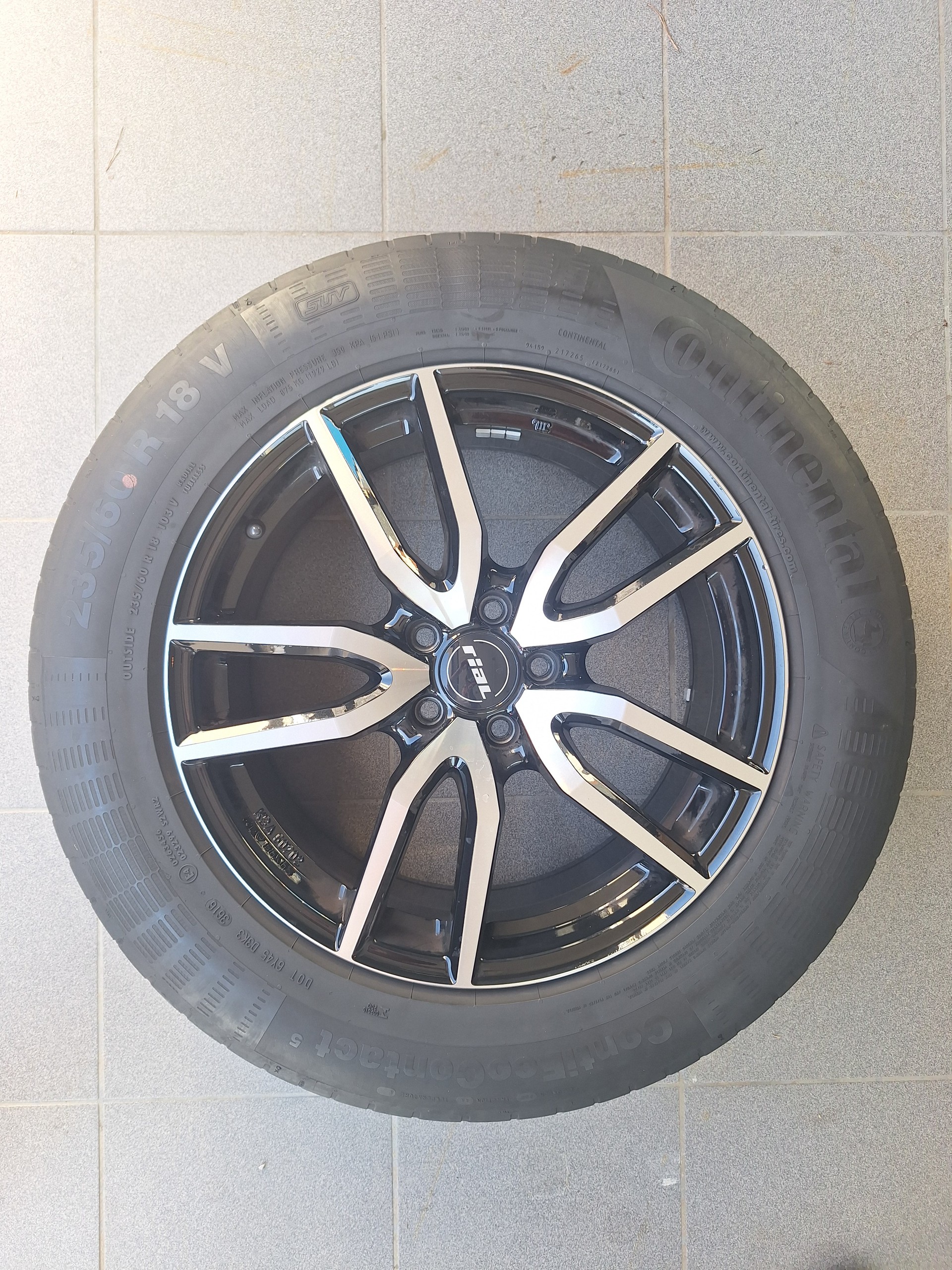 VOLVO 2.4 D4 Executive AWD S/S-image-5