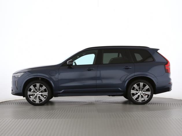 VOLVO XC90 T8 eAWD PluginHybrid Ultra Dark Geartronic-image-2