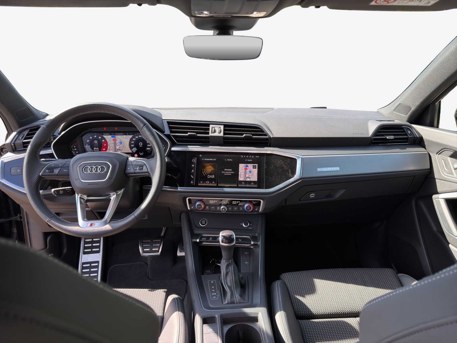 AUDI Q3 Sportback 40 TFSI S line quattro S-tronic-image-8