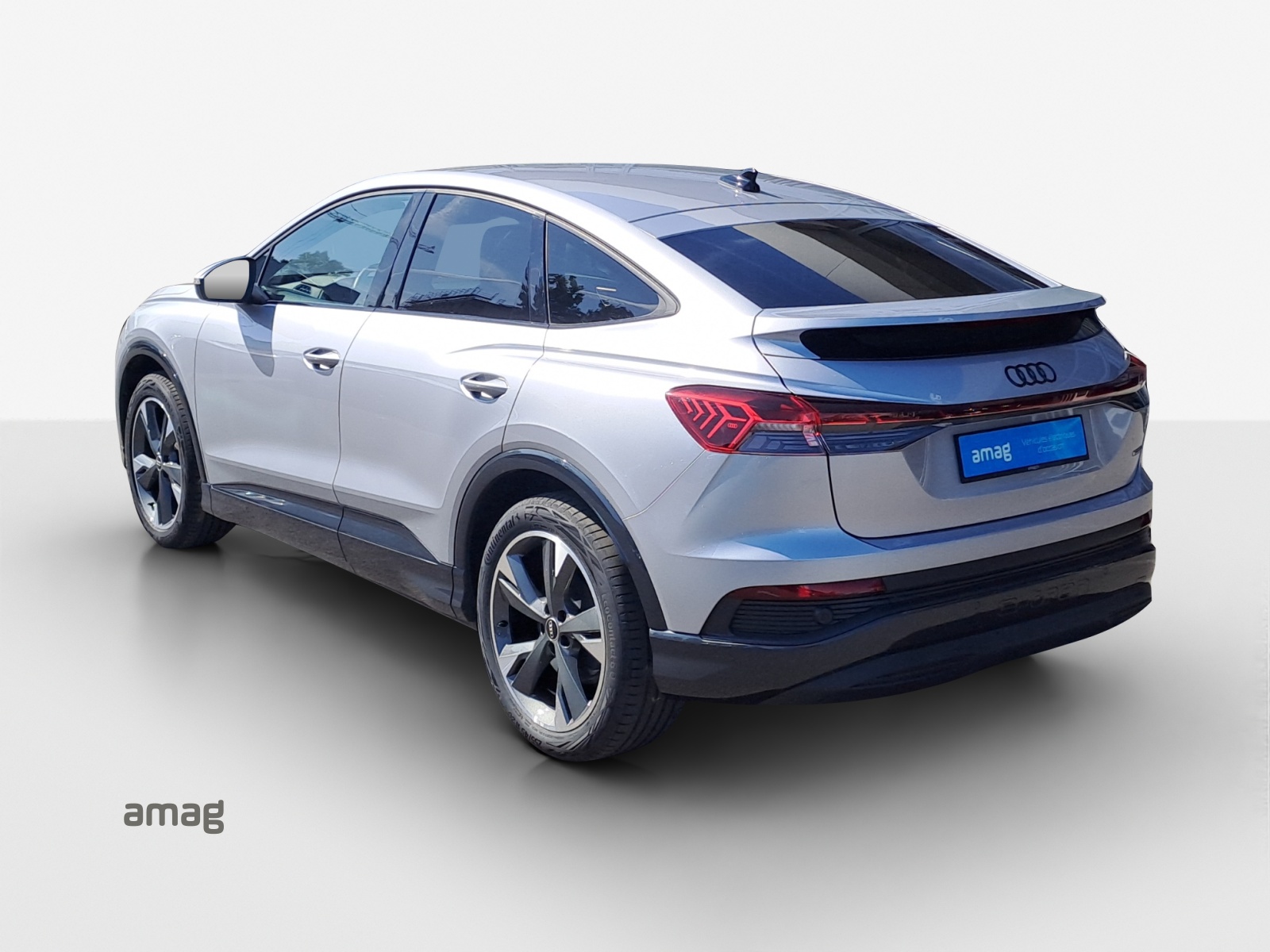 AUDI Q4 Sportback e-tron 50 quattro-image-2
