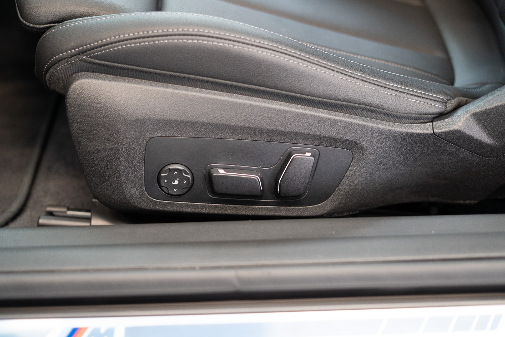 BMW 230i Coupé M Sport / LCI / 360°Kamera / el.Sitze-image-11