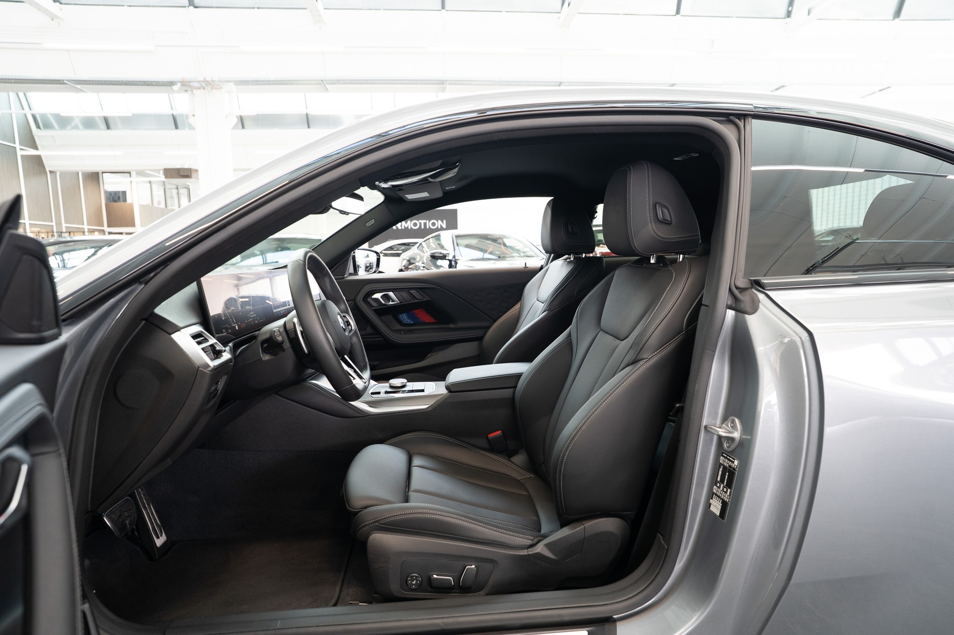 BMW 230i Coupé M Sport / LCI / 360°Kamera / el.Sitze-image-8