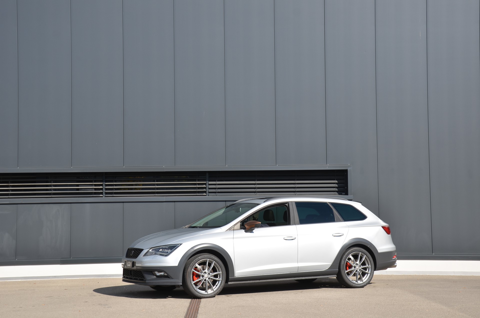 SEAT Leon ST 1.8 TSI X-Perience 4Drive DSG-image-1