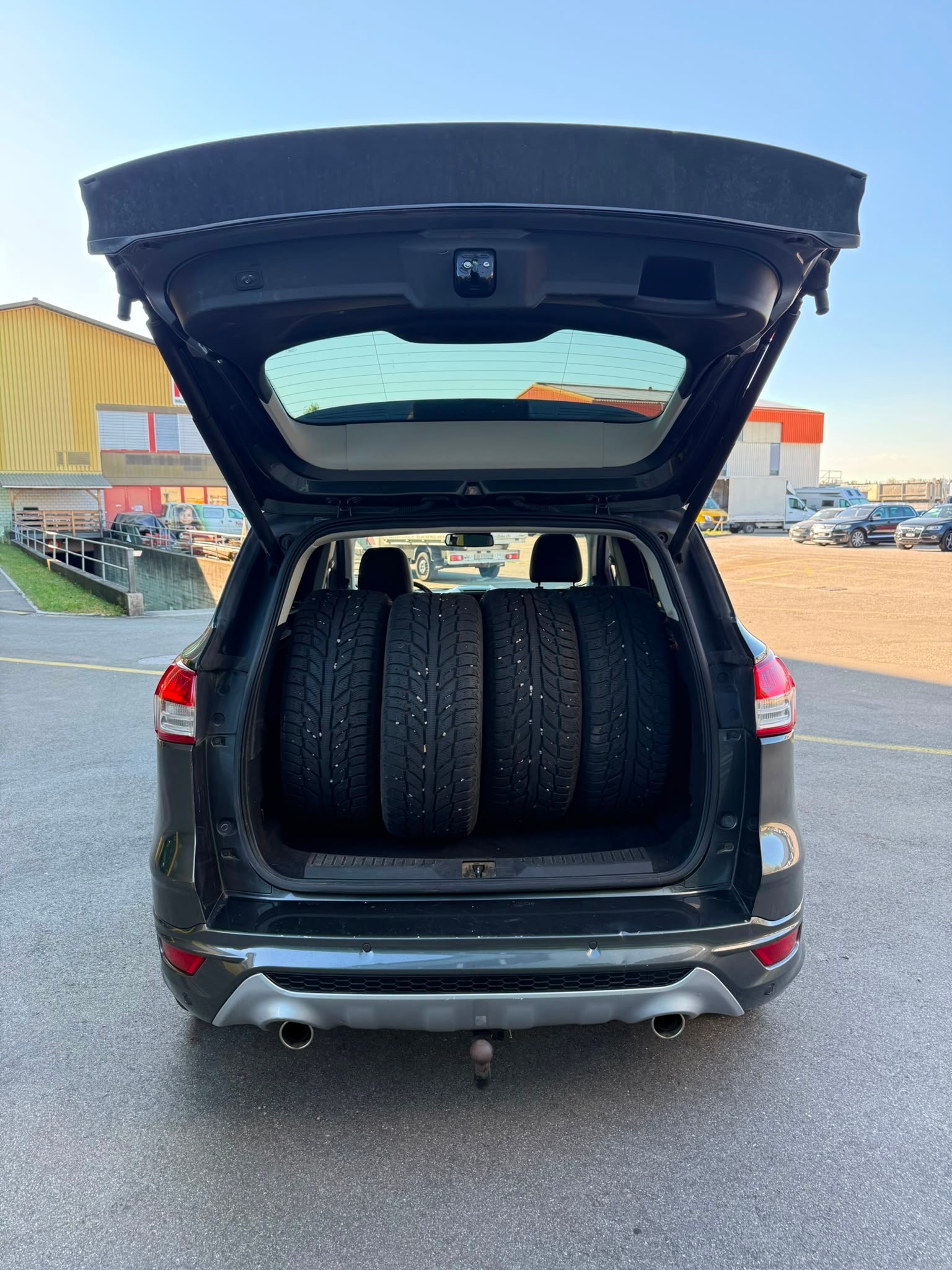 FORD Kuga 2.0 TDCi Titanium 4WD PowerShift-image-14