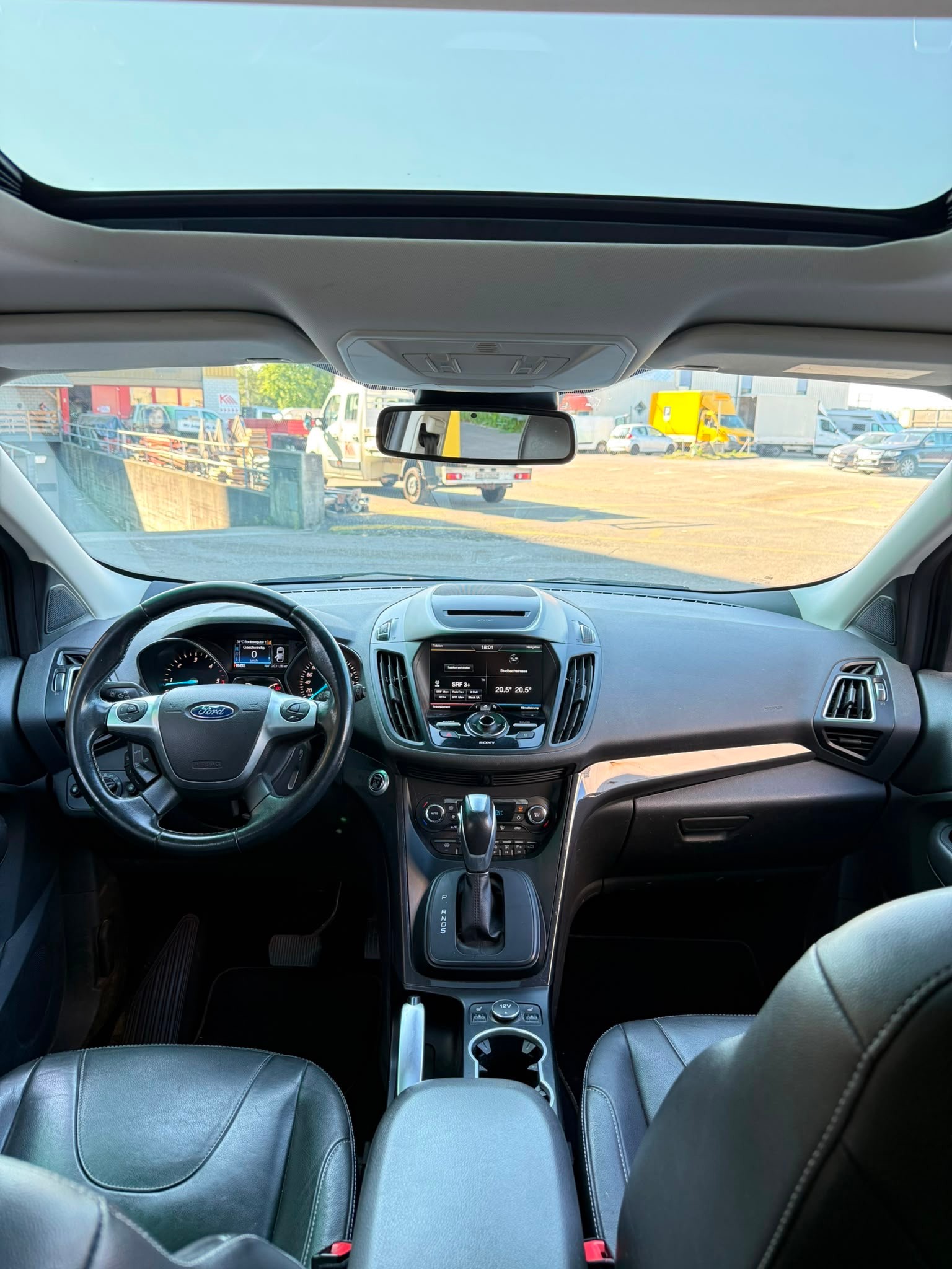 FORD Kuga 2.0 TDCi Titanium 4WD PowerShift-image-8