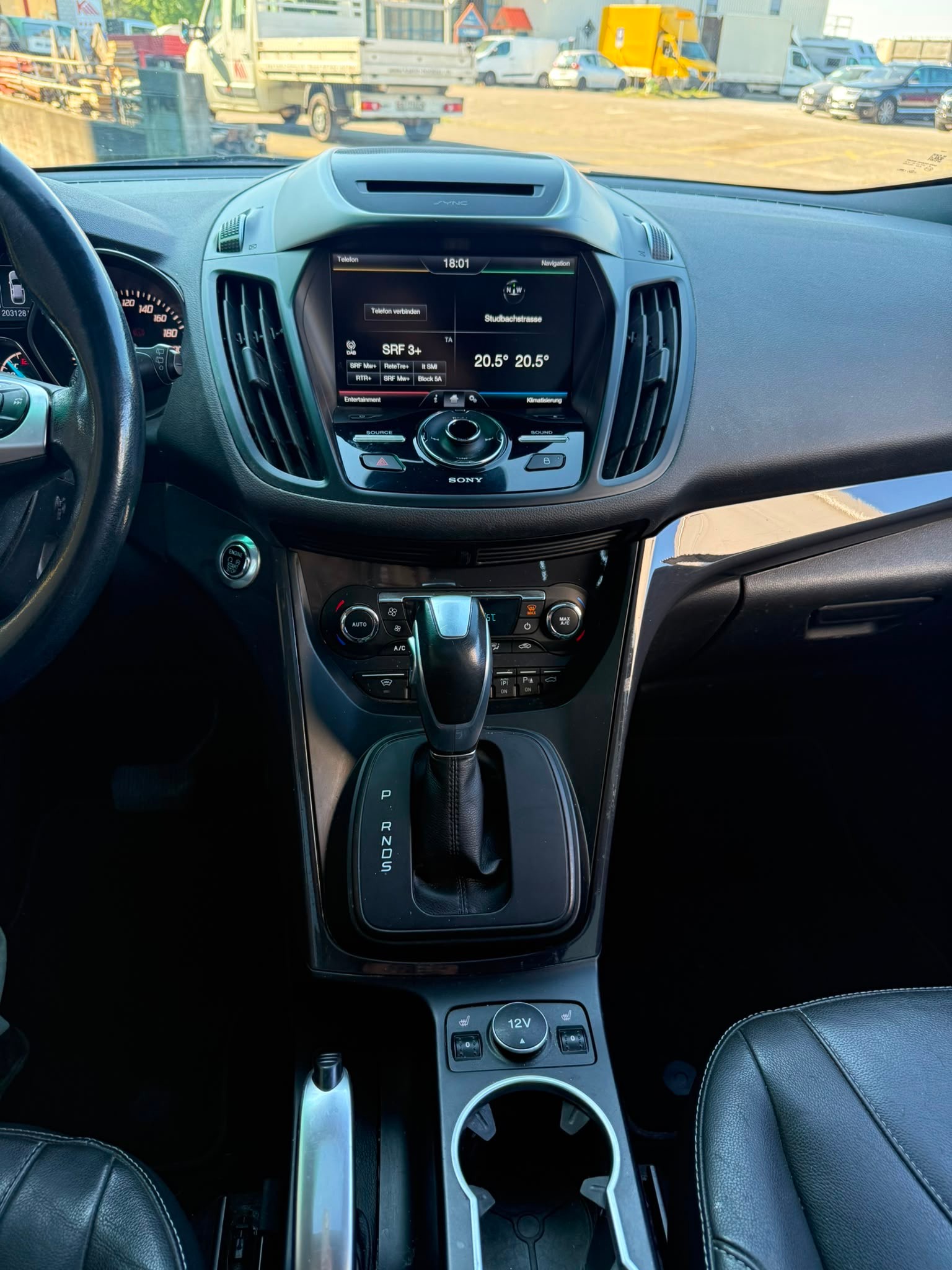 FORD Kuga 2.0 TDCi Titanium 4WD PowerShift-image-9