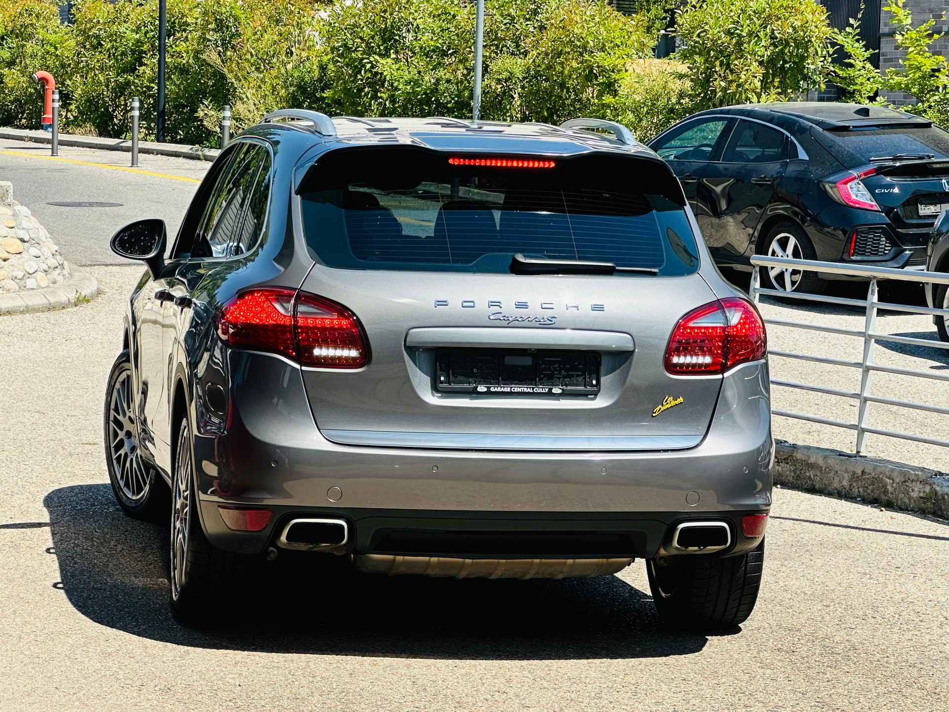 PORSCHE Cayenne S-image-6