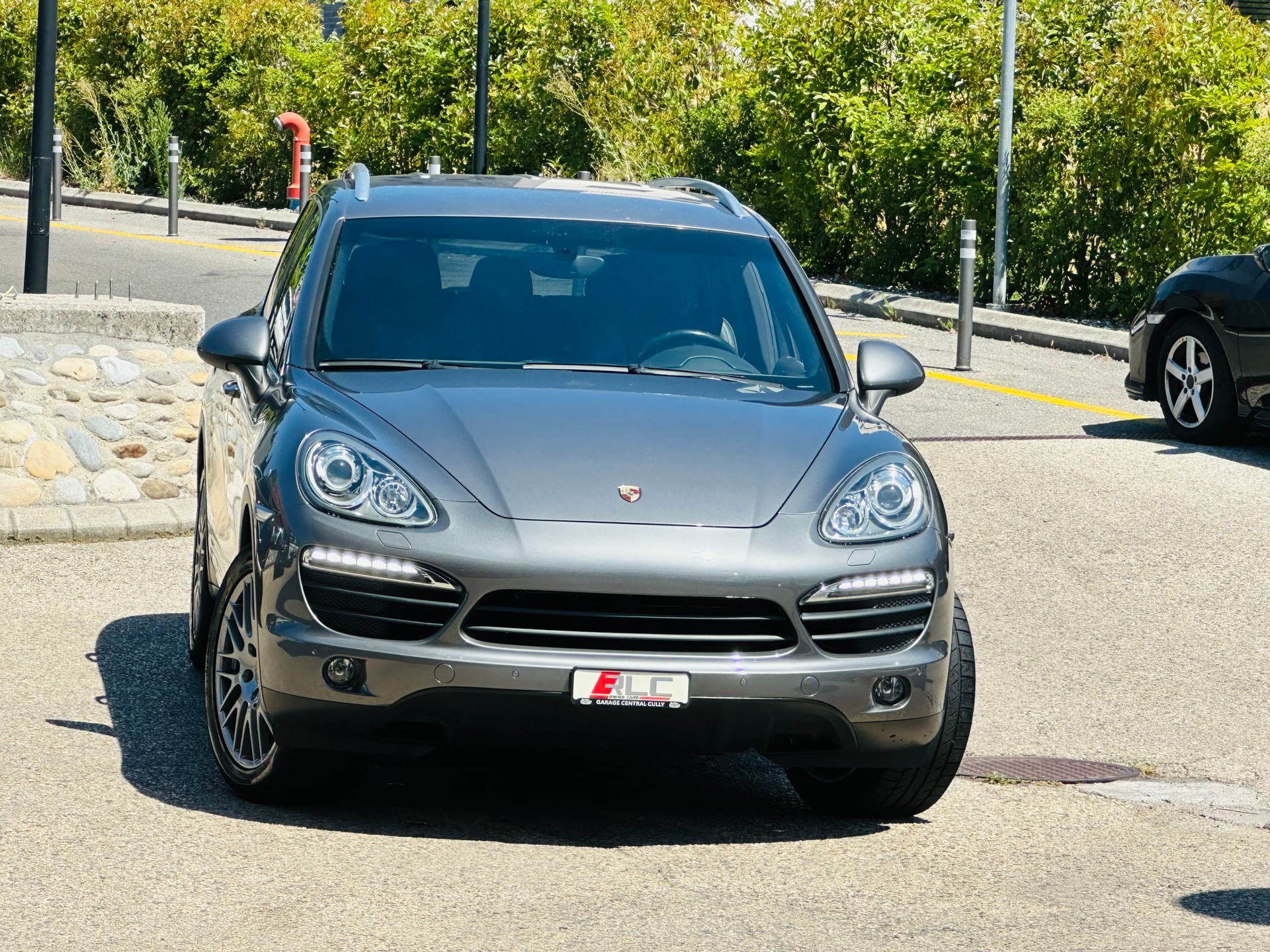 PORSCHE Cayenne S-image-0