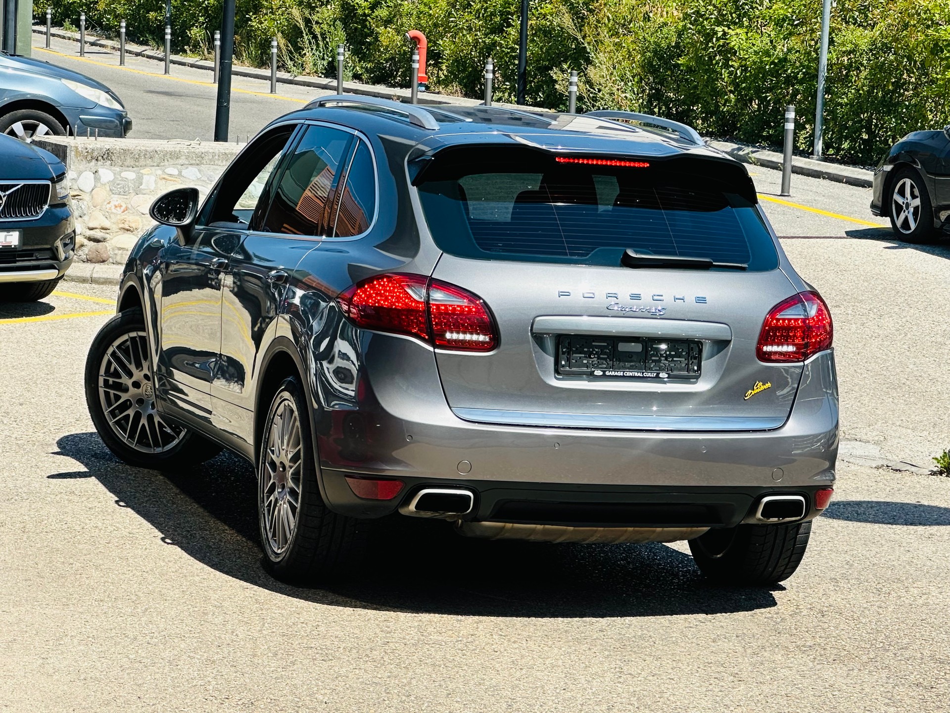 PORSCHE Cayenne S-image-5