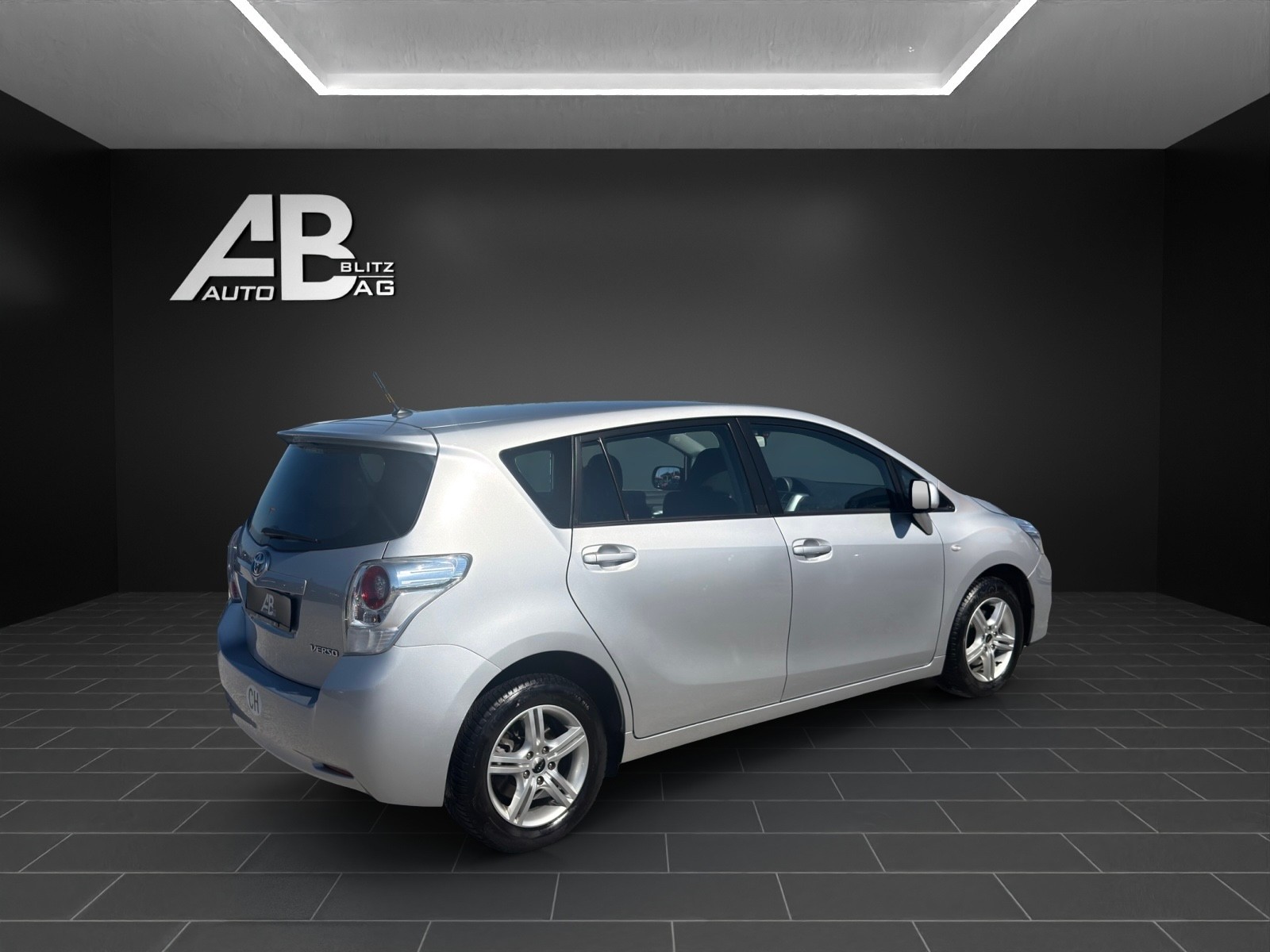 TOYOTA Verso 1.8 easy Multidrive * 7-Plätzer *-image-4