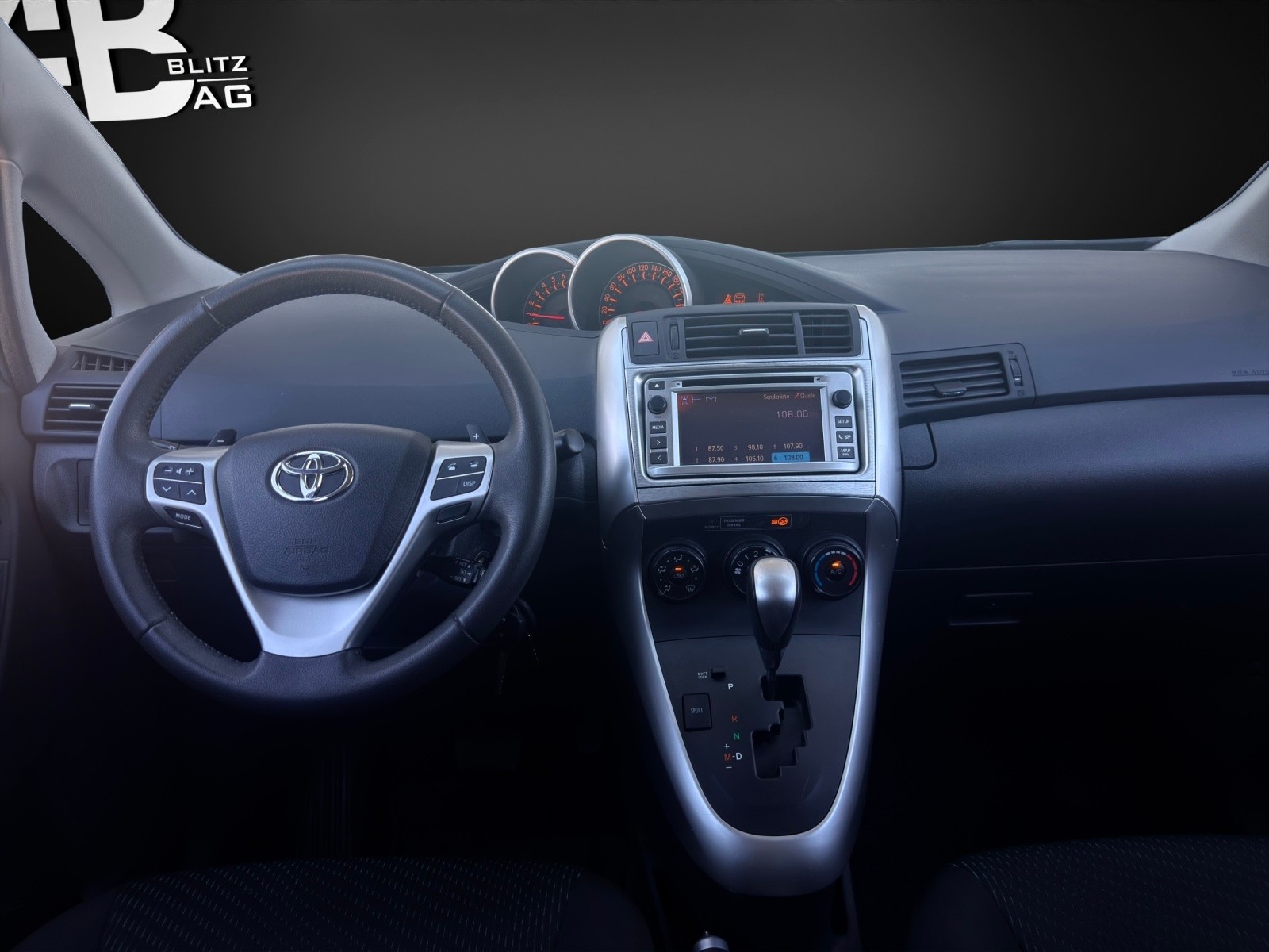 TOYOTA Verso 1.8 easy Multidrive * 7-Plätzer *-image-10