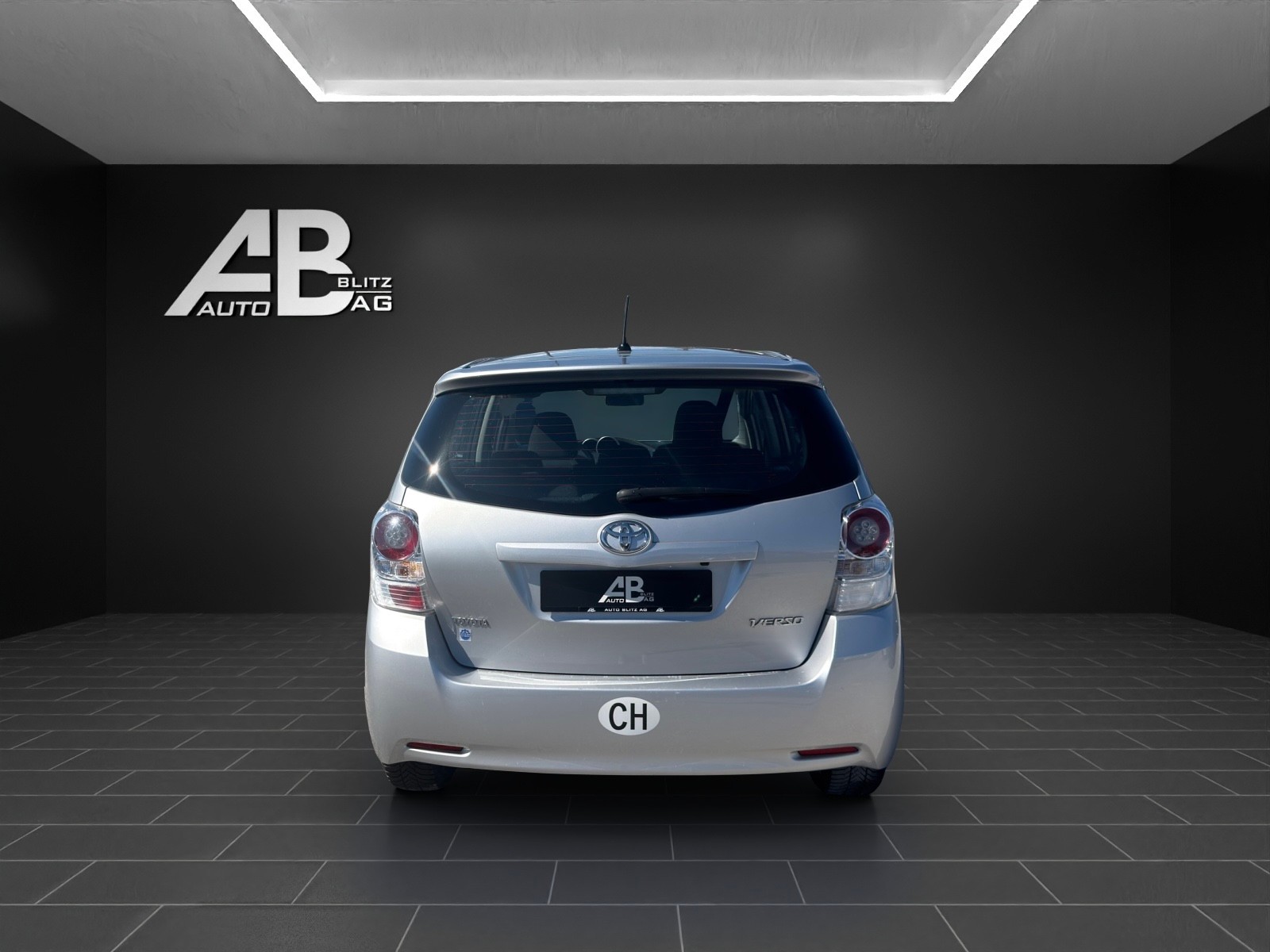TOYOTA Verso 1.8 easy Multidrive * 7-Plätzer *-image-3