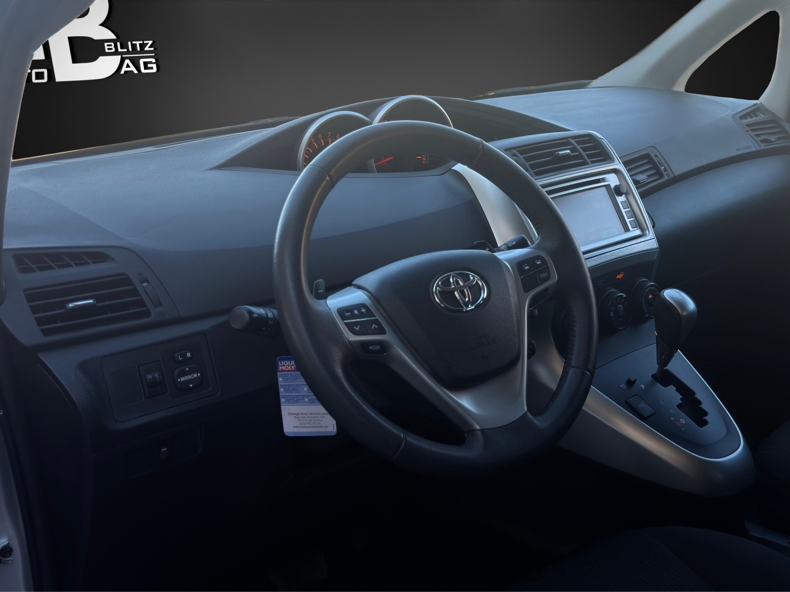 TOYOTA Verso 1.8 easy Multidrive * 7-Plätzer *-image-7