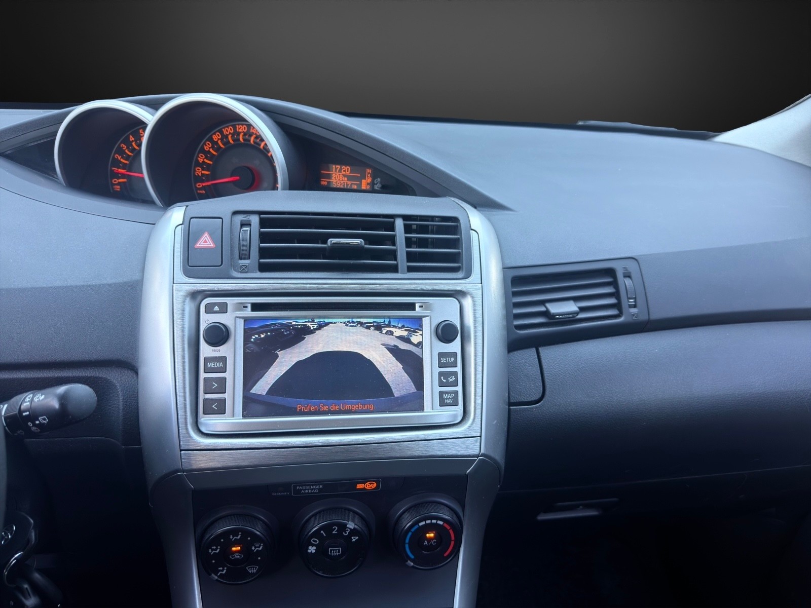 TOYOTA Verso 1.8 easy Multidrive * 7-Plätzer *-image-11