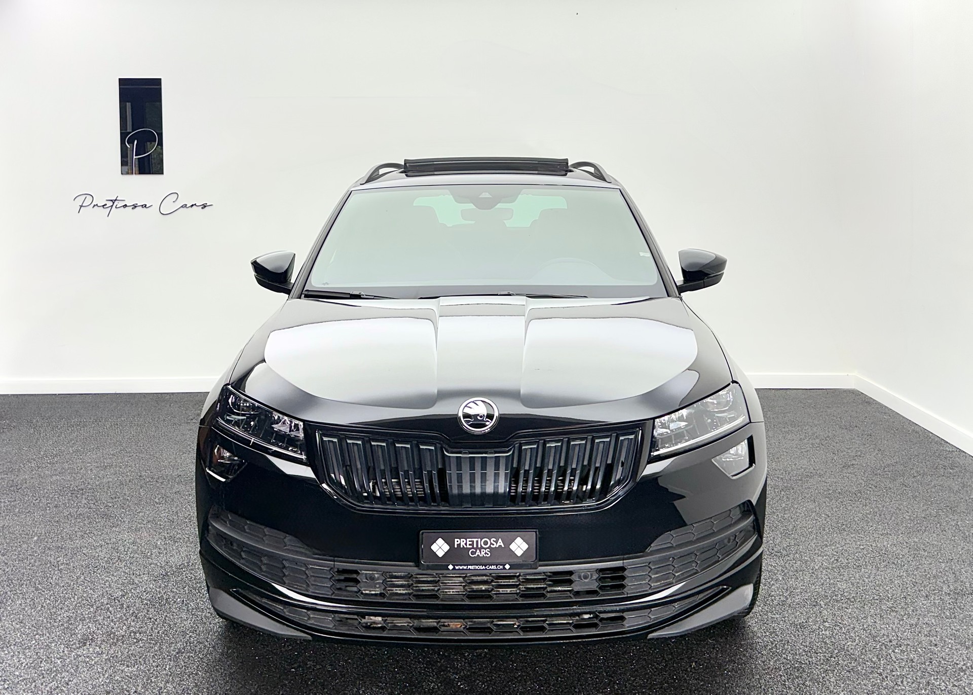 SKODA Karoq 2.0 TDI SCR SportLine 4x4 DSG PANORAMADACH-image-2