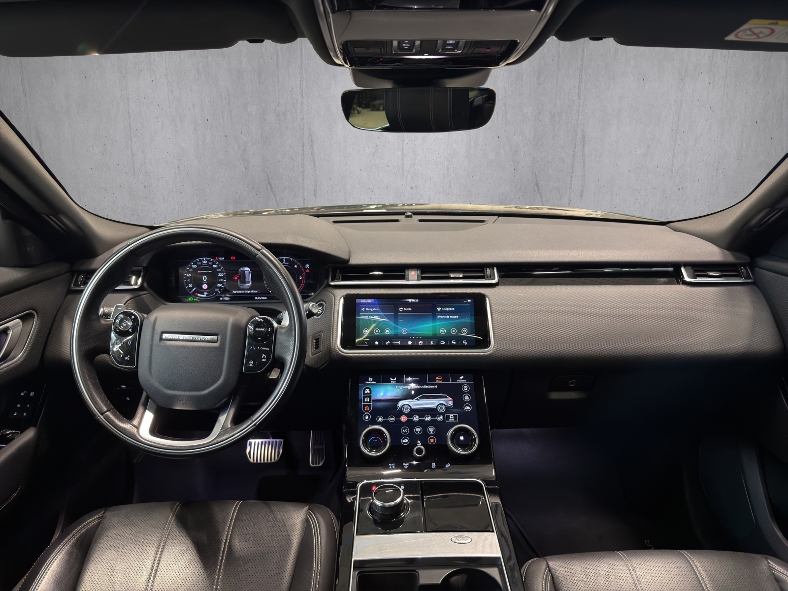 LAND ROVER Range Rover Velar 3.0 D 300 R-Dynamic S-image-11