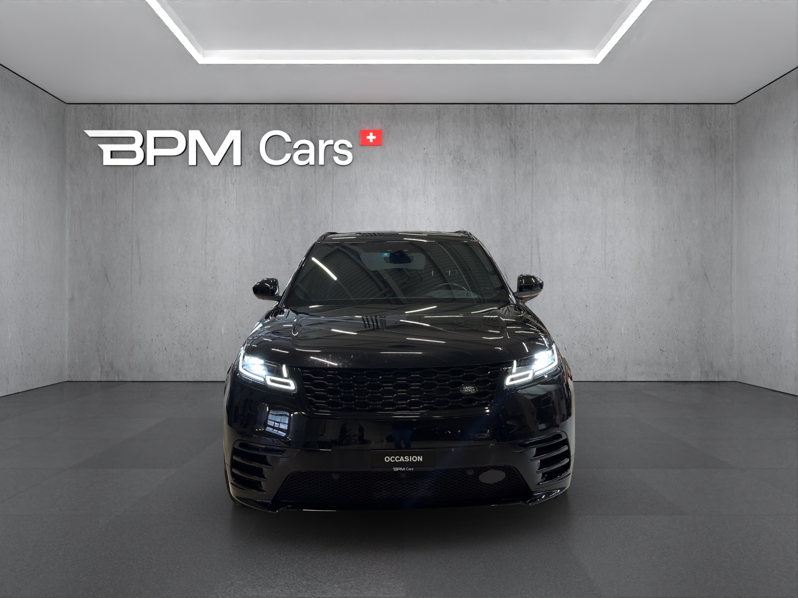 LAND ROVER Range Rover Velar 3.0 D 300 R-Dynamic S-showroom-element-1