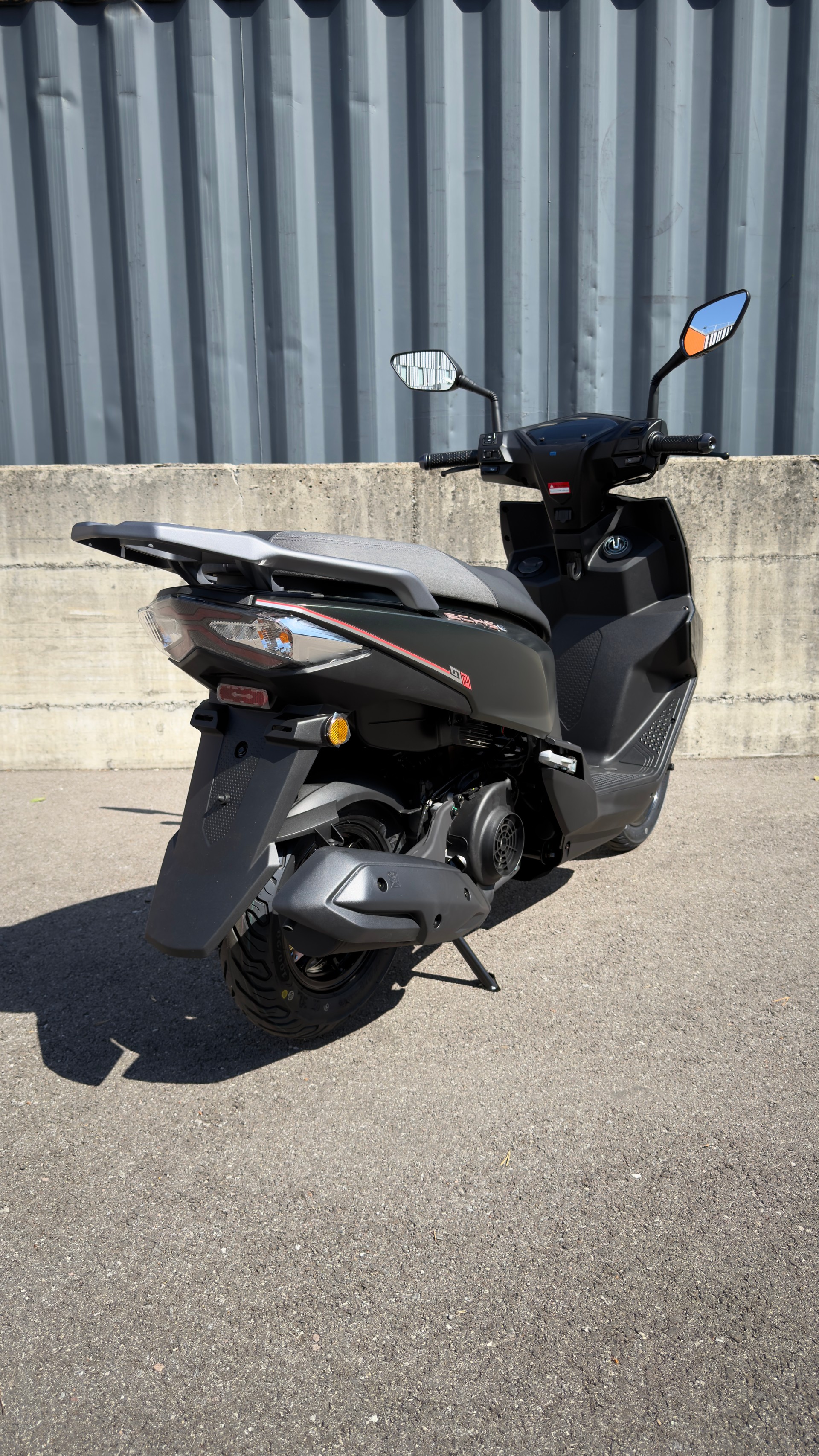 SYM ECHS 125-showroom-element-2