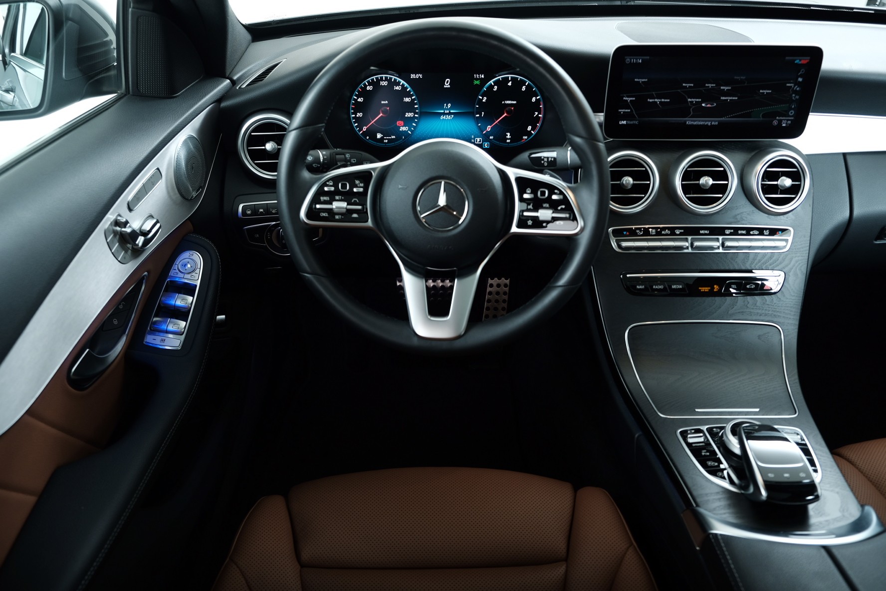 MERCEDES-BENZ C 300 AMG Line 9G-Tronic-image-6