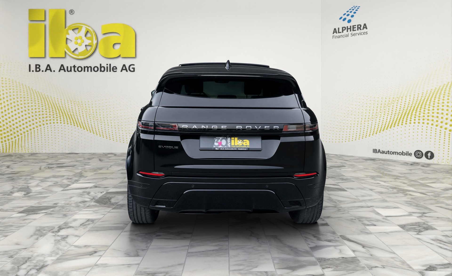 LAND ROVER Evoque P 270e Dynamic SE Black Pack 4x4 5 Jahre Werksgarantie-showroom-element-3