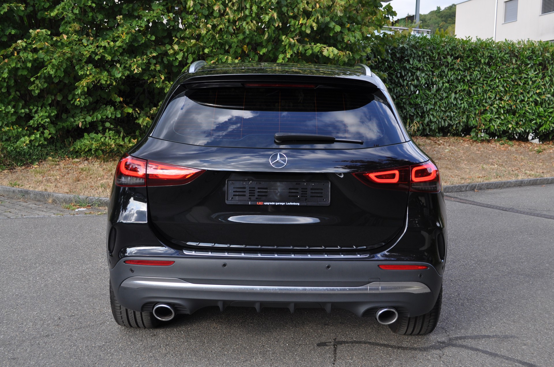MERCEDES-BENZ GLA 35 AMG 4Matic 8G-Speedshift DCT-image-4