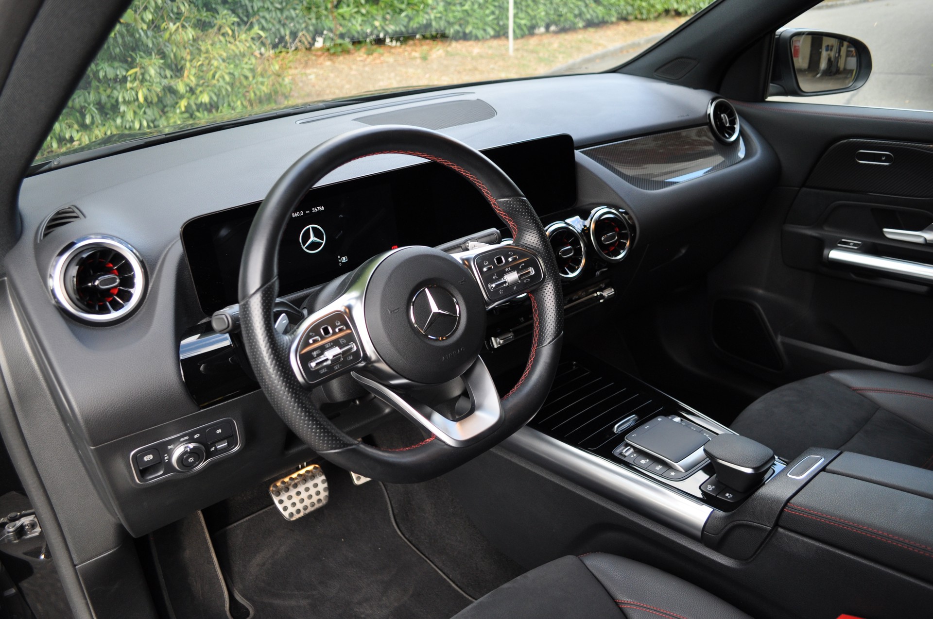 MERCEDES-BENZ GLA 35 AMG 4Matic 8G-Speedshift DCT-image-7